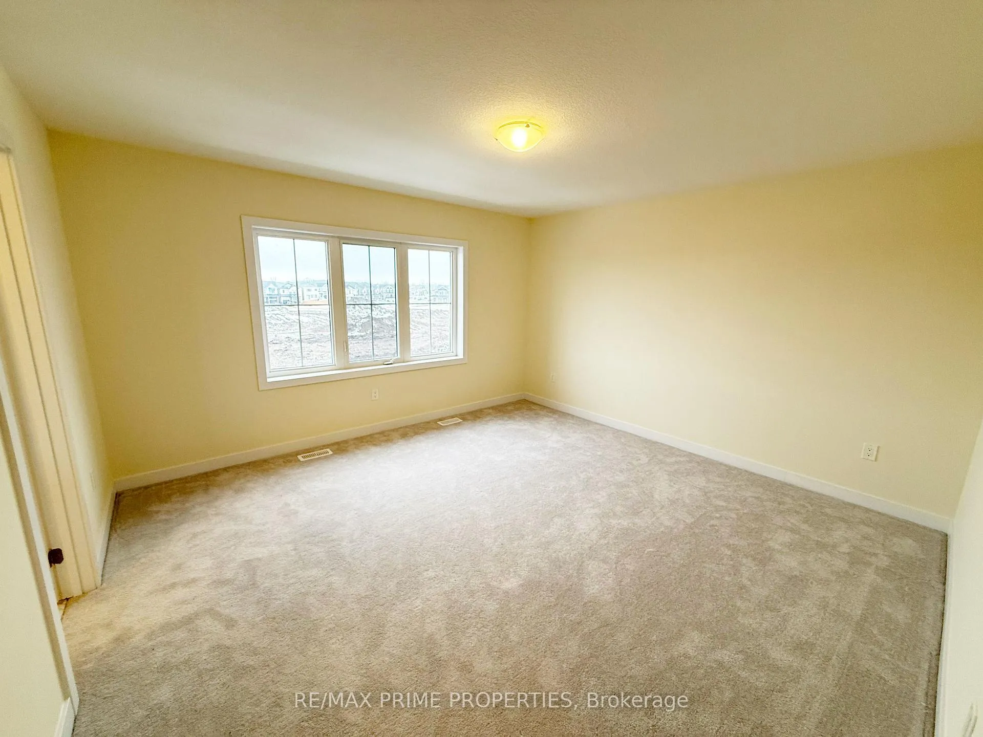 Photo 30 of 27 Starboard Crescent, Welland, Dain City — HOMEH