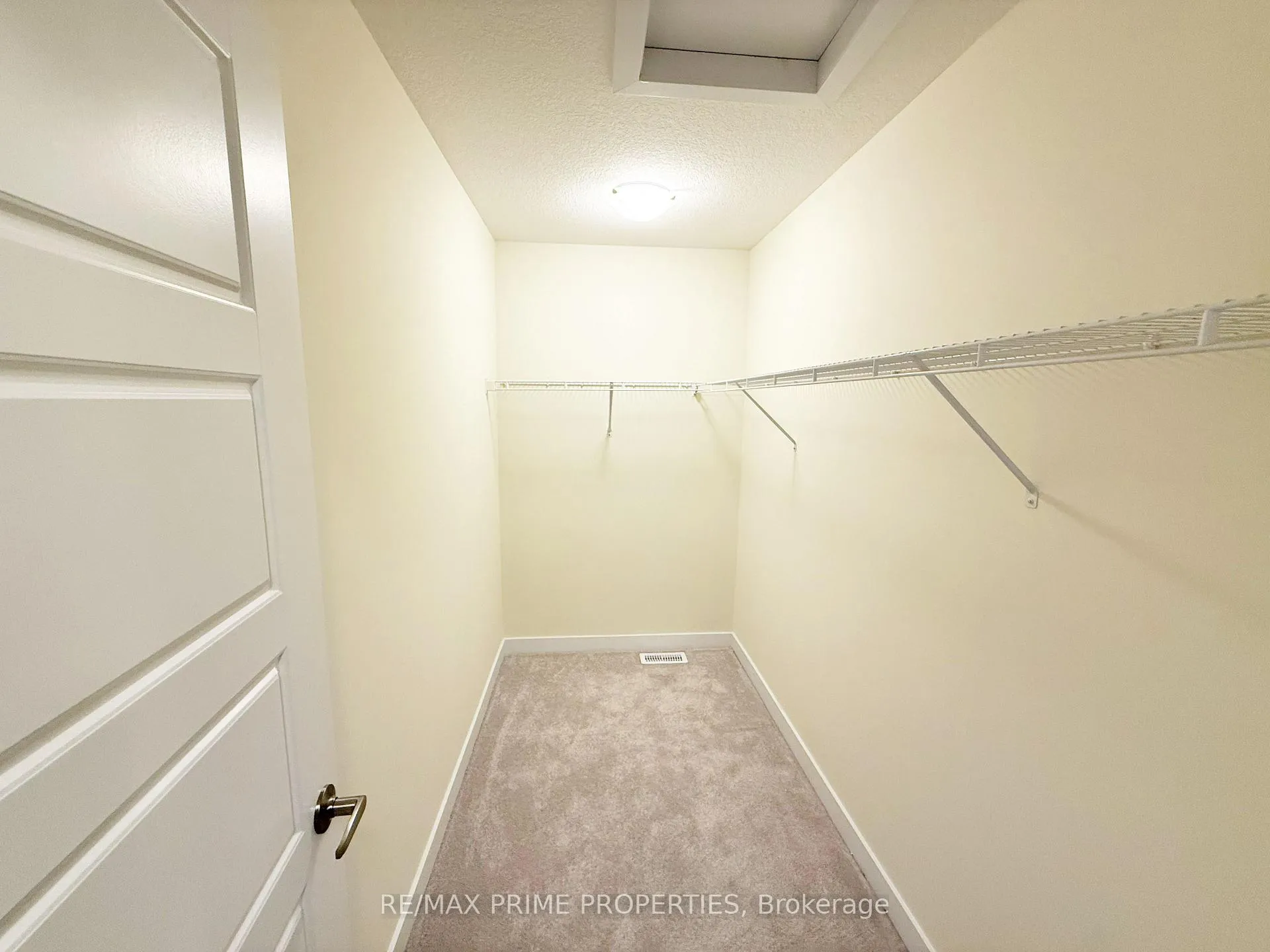 Photo 36 of 27 Starboard Crescent, Welland, Dain City — HOMEH