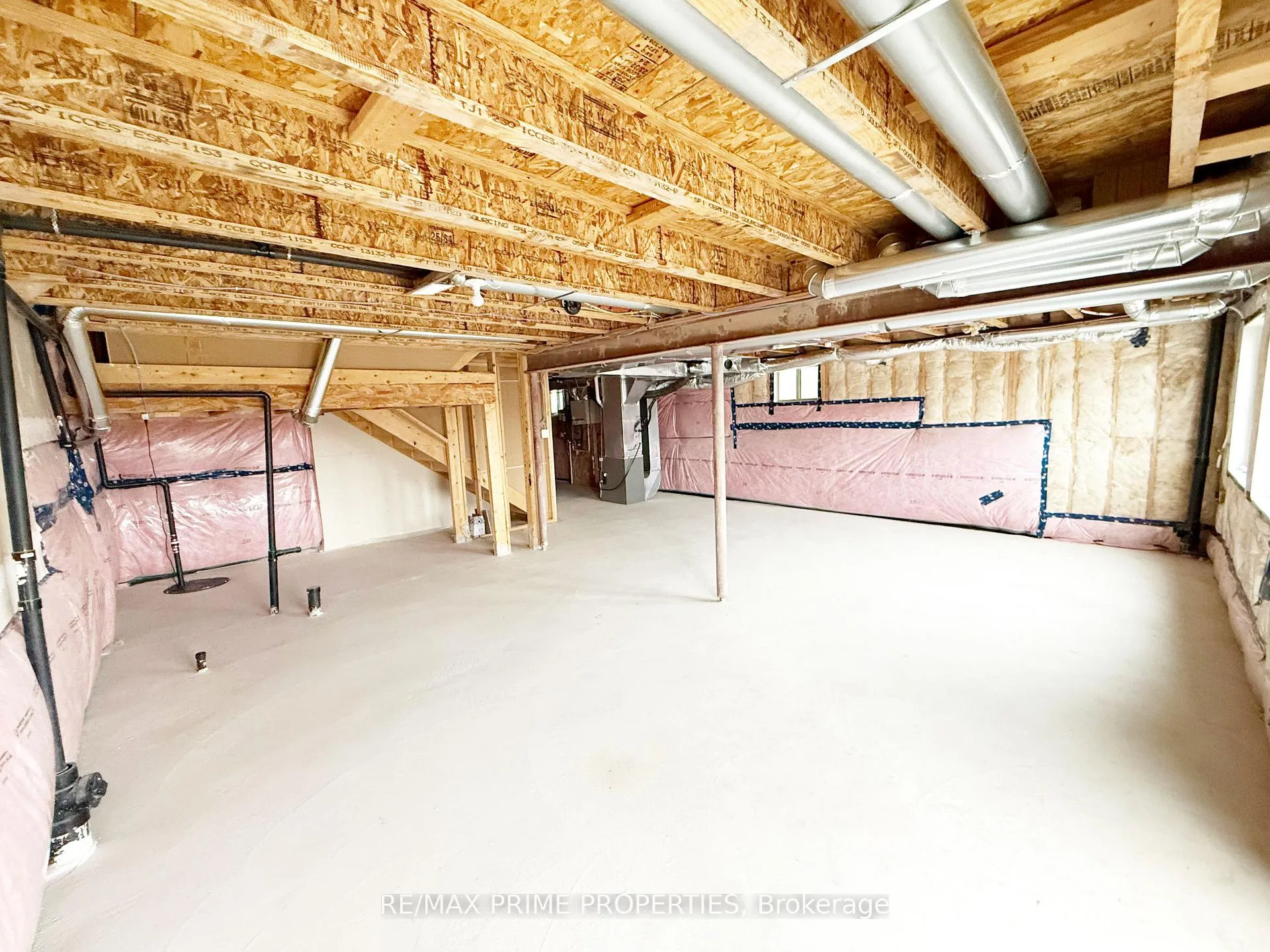 Photo 45 of 27 Starboard Crescent, Welland, Dain City — HOMEH