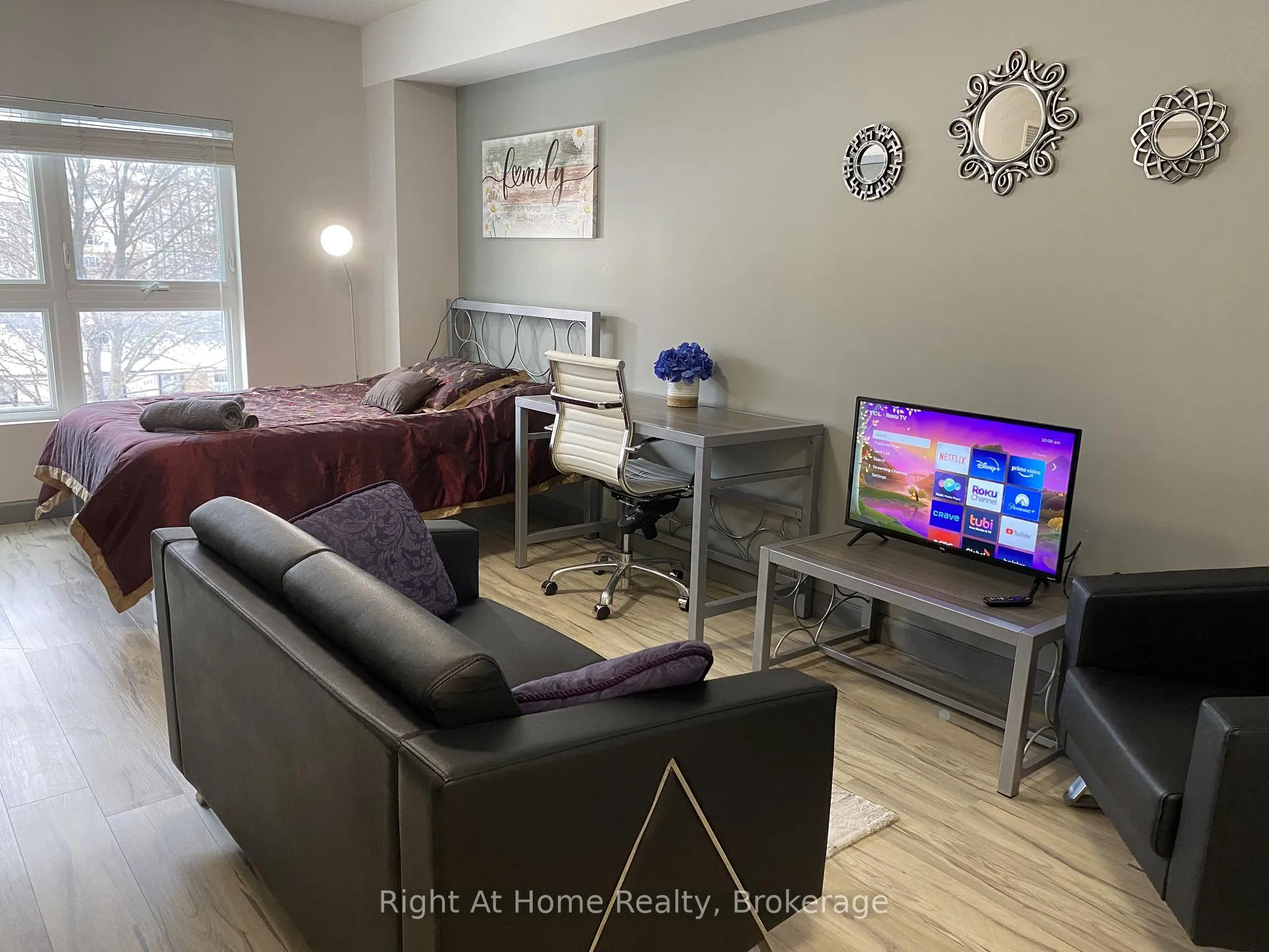 Photo 7 of Unit 1710, 258A Sunview Street, Waterloo, Beechwood/University — HOMEH