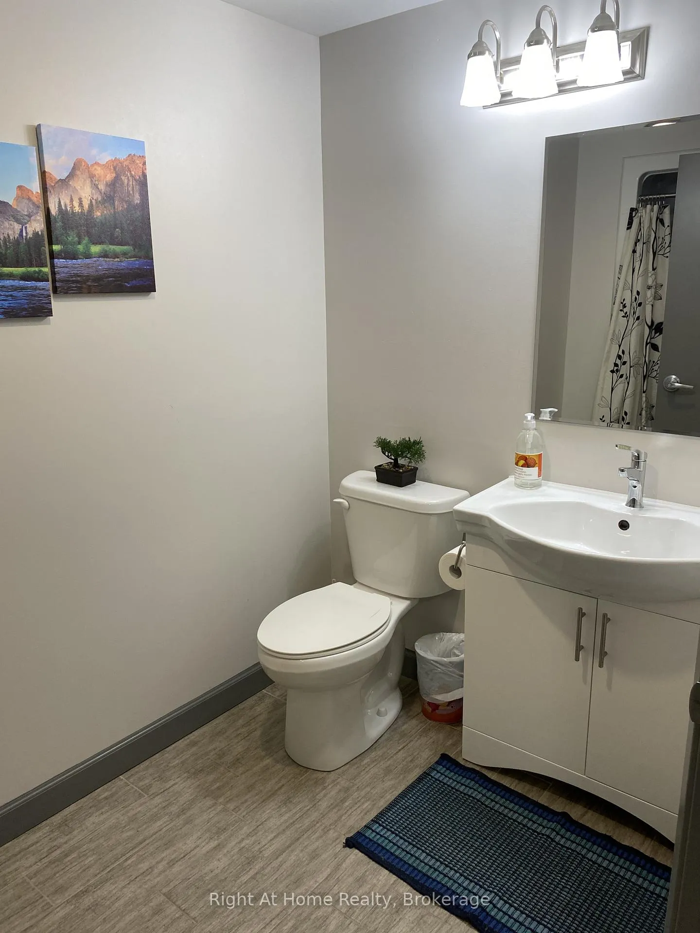 Photo 18 of Unit 1710, 258A Sunview Street, Waterloo, Beechwood/University — HOMEH