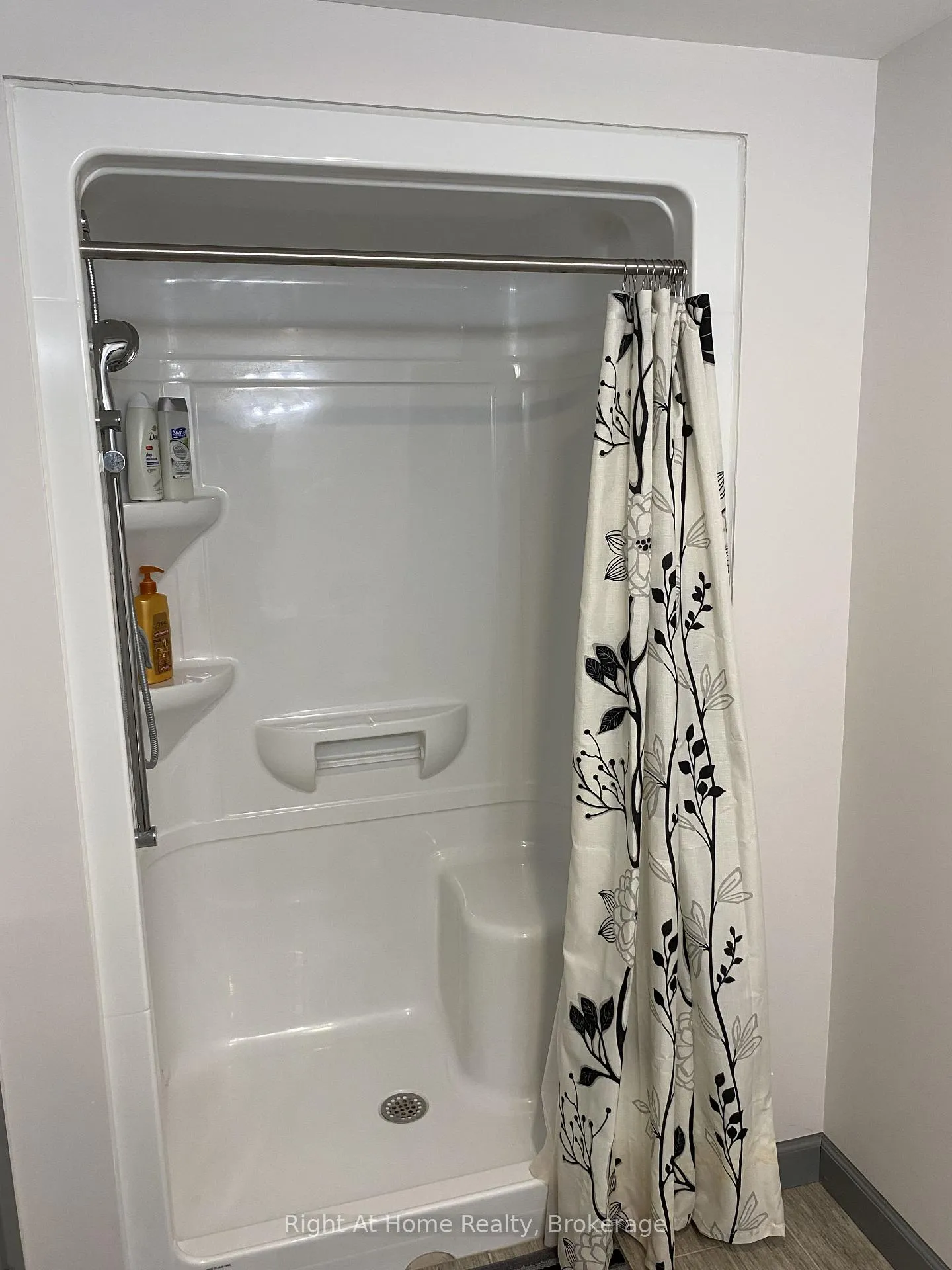 Photo 19 of Unit 1710, 258A Sunview Street, Waterloo, Beechwood/University — HOMEH