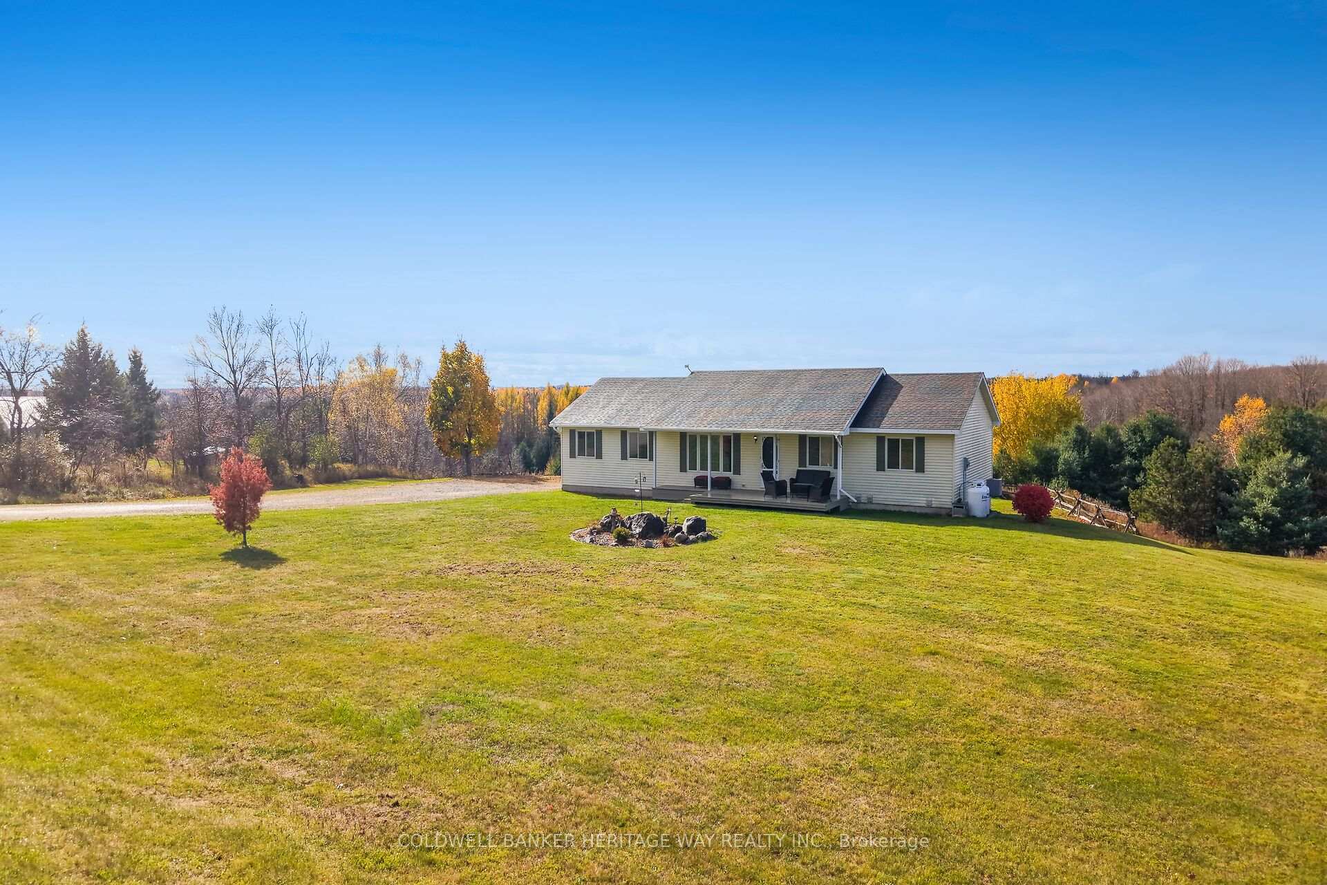 Photo 2 of 1947 Rosetta Road, Lanark Highlands, Lanark Highlands (Lanark) Twp — HOMEH