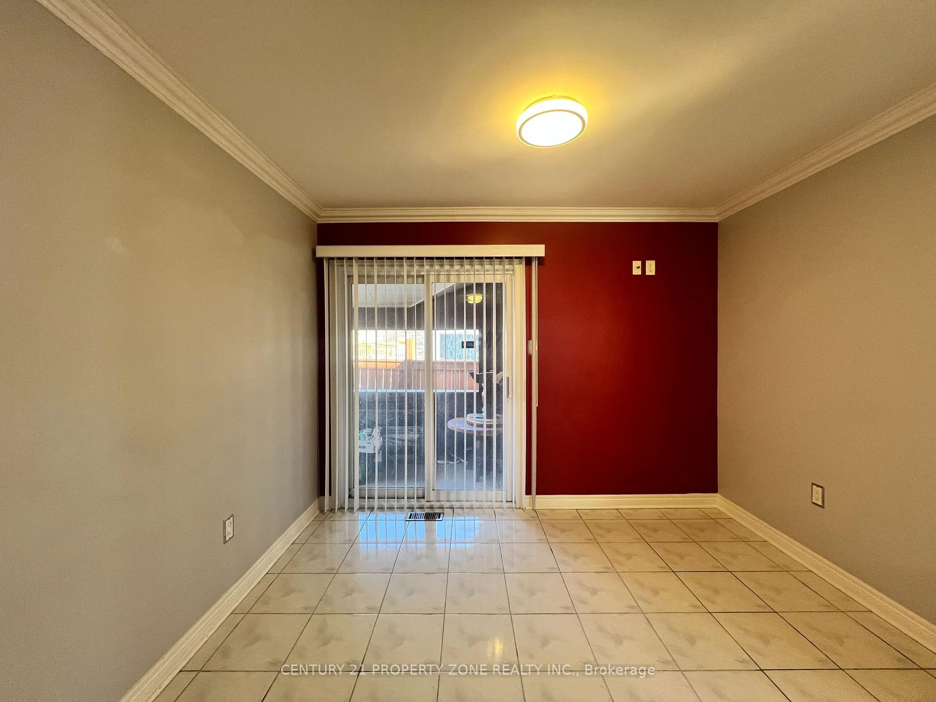 Photo 6 of 30 Gold Park Place, Brampton, Fletcher's Meadow — HOMEH