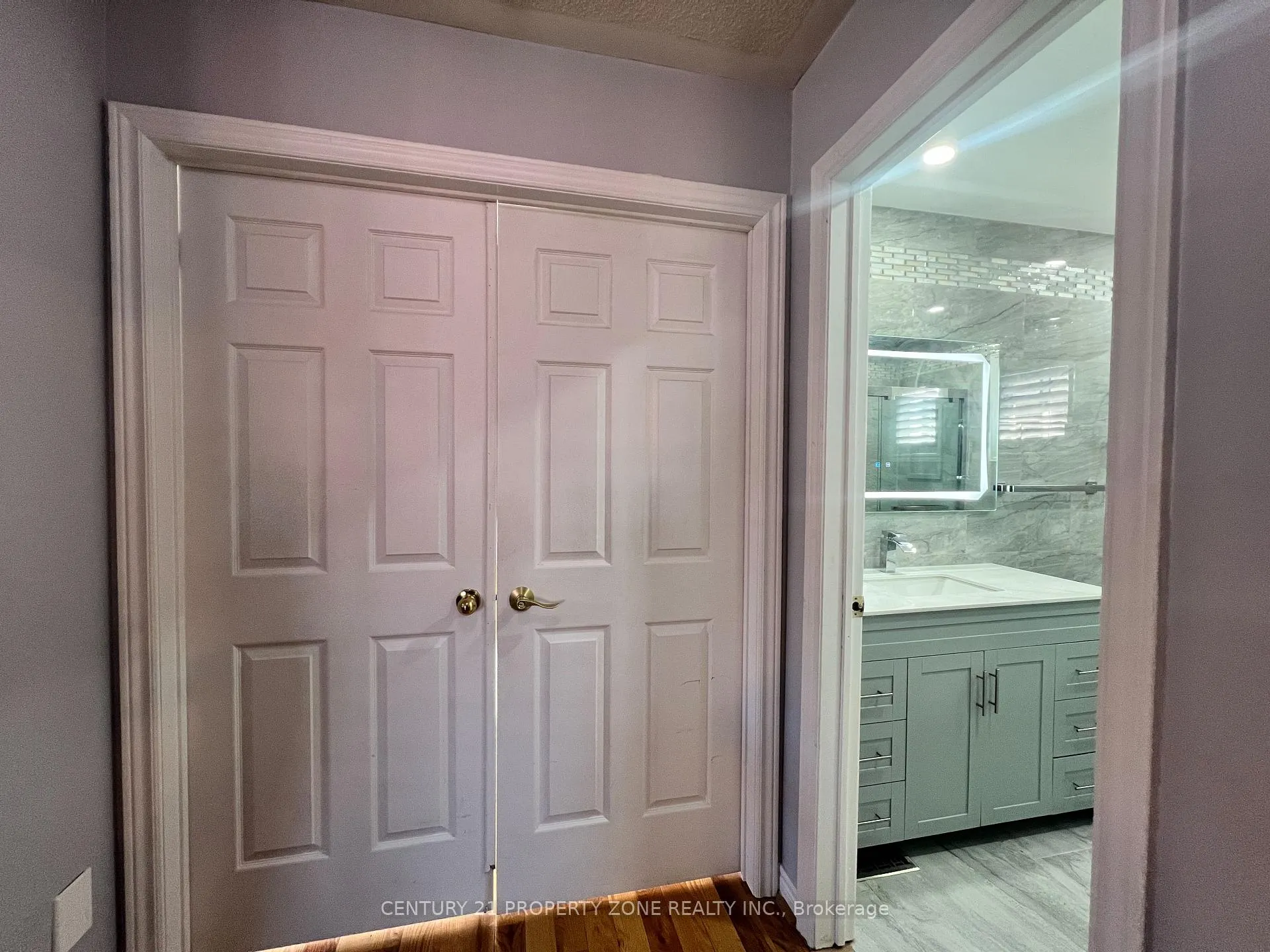 Photo 15 of 30 Gold Park Place, Brampton, Fletcher's Meadow — HOMEH