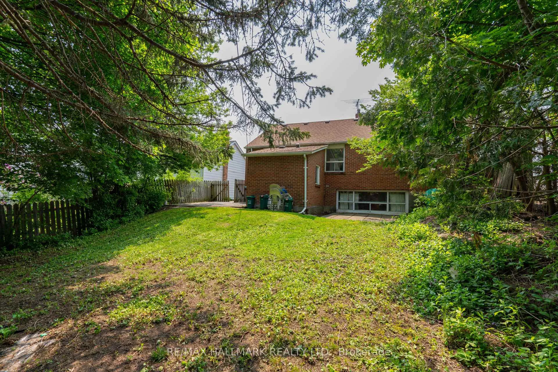 Photo 36 of 104 Highland Park Boulevard, Markham, Grandview — HOMEH
