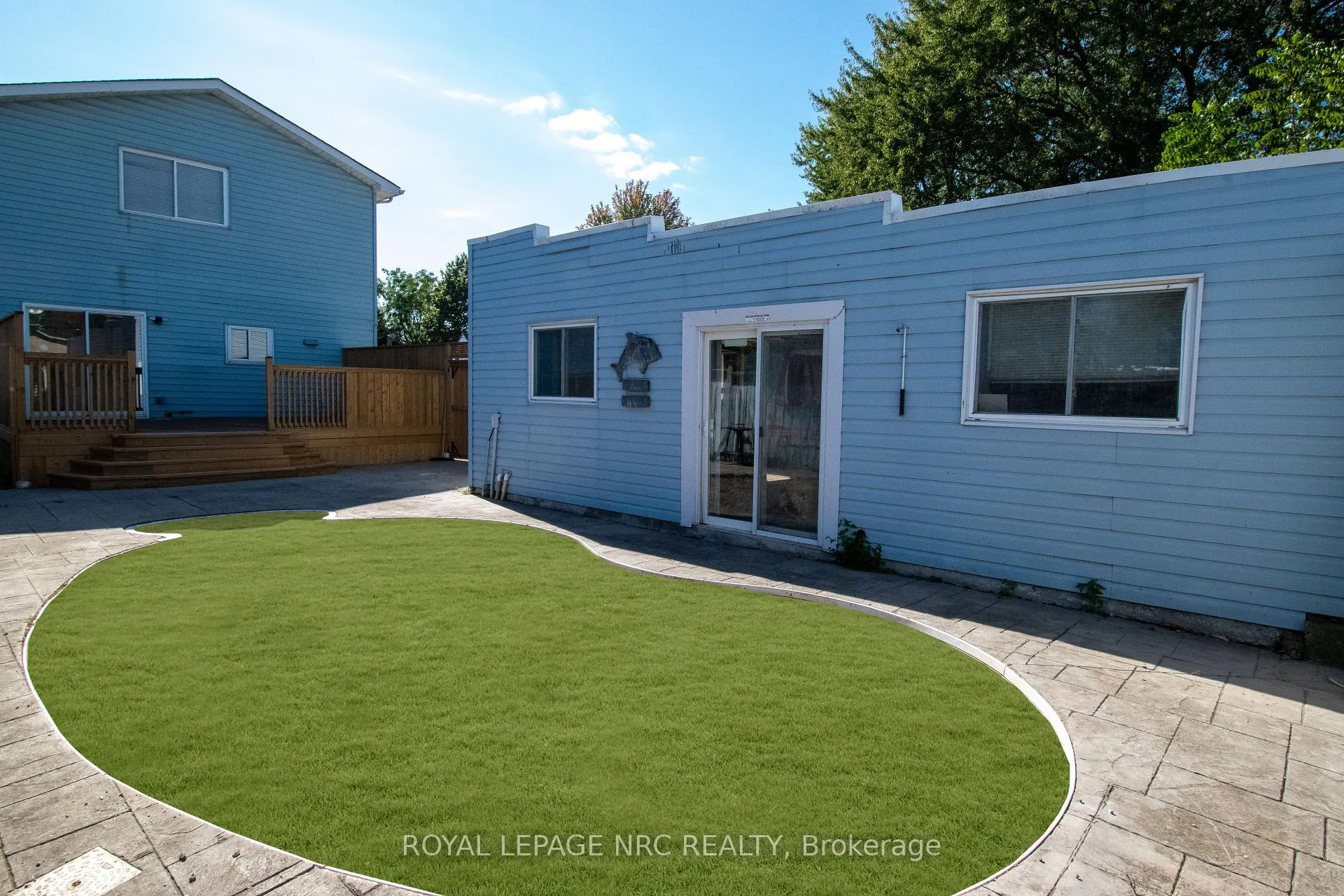 Photo 3 of 6561 Bellevue Street, Niagara Falls, Morrison — HOMEH