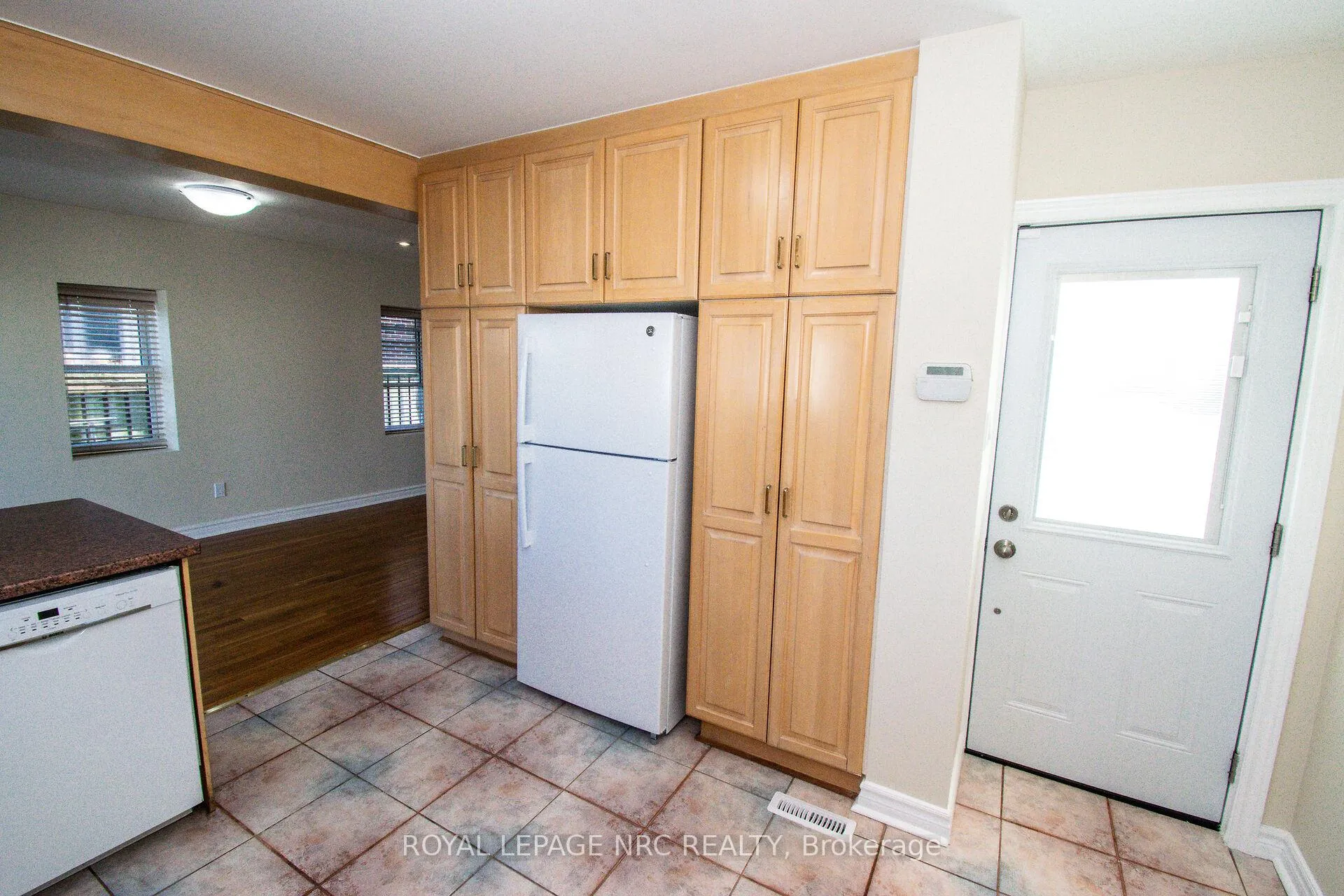 Photo 16 of 6561 Bellevue Street, Niagara Falls, Morrison — HOMEH