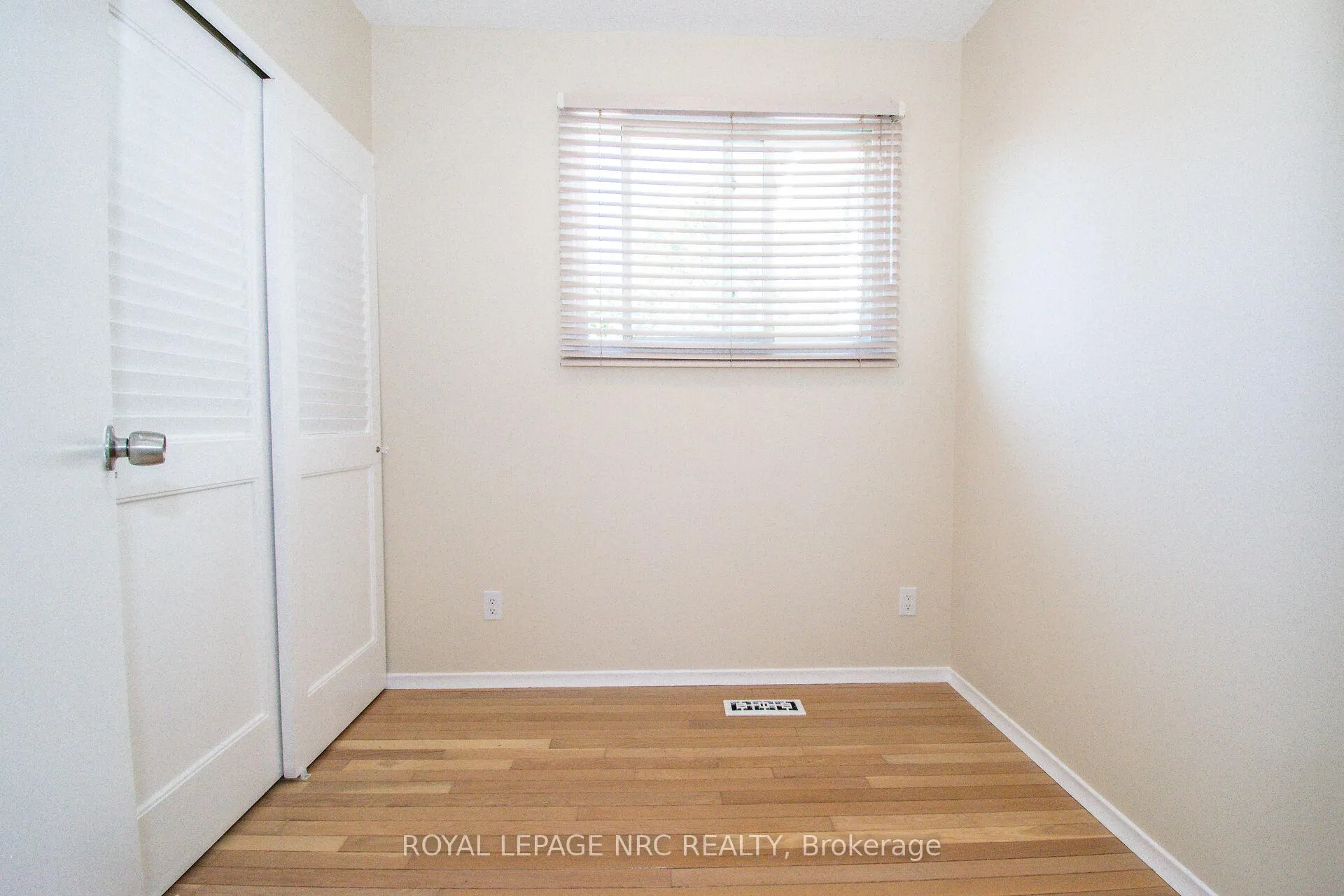 Photo 21 of 6561 Bellevue Street, Niagara Falls, Morrison — HOMEH