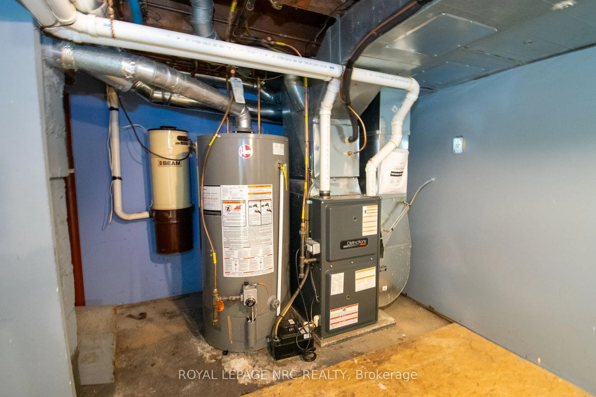 Photo 32 of 6561 Bellevue Street, Niagara Falls, Morrison — HOMEH