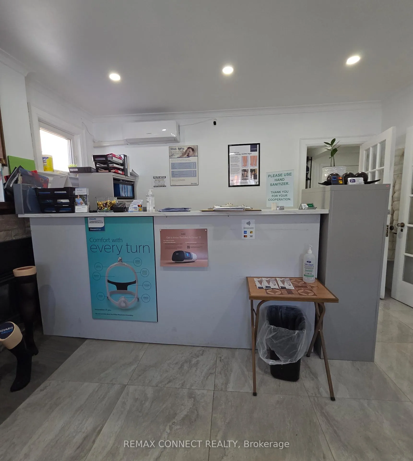 Photo 11 of 613 Brock Street S, Whitby, Downtown Whitby — HOMEH