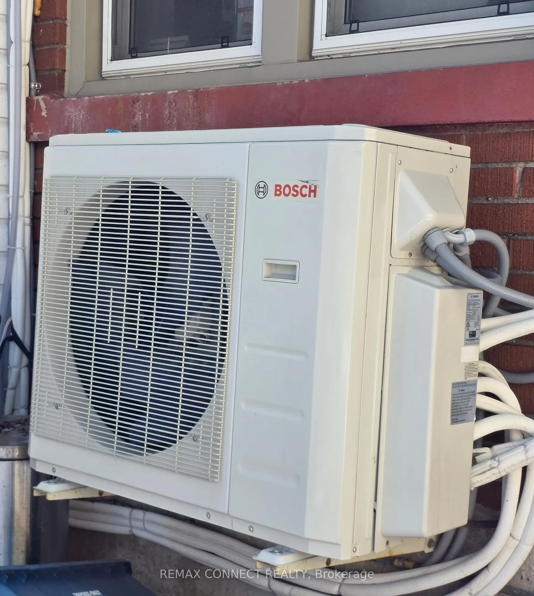 Photo 33 of 613 Brock Street S, Whitby, Downtown Whitby — HOMEH