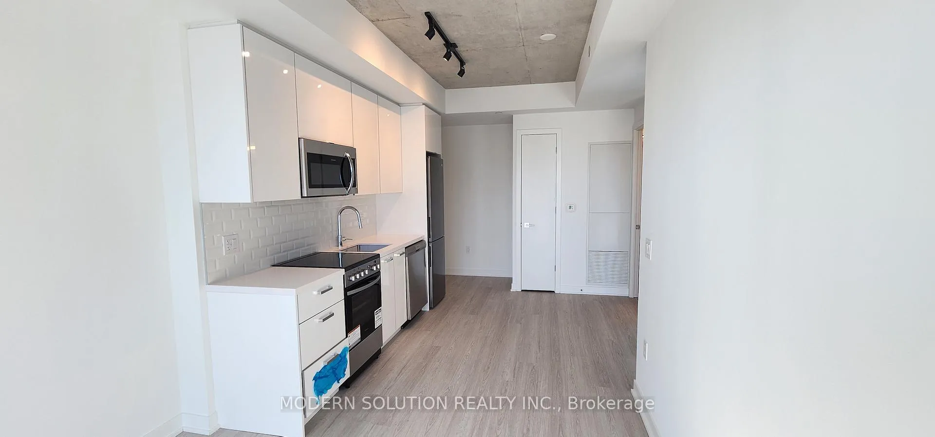 Photo 2 of Unit 2302, 284 King Street E, Toronto, Moss Park — HOMEH