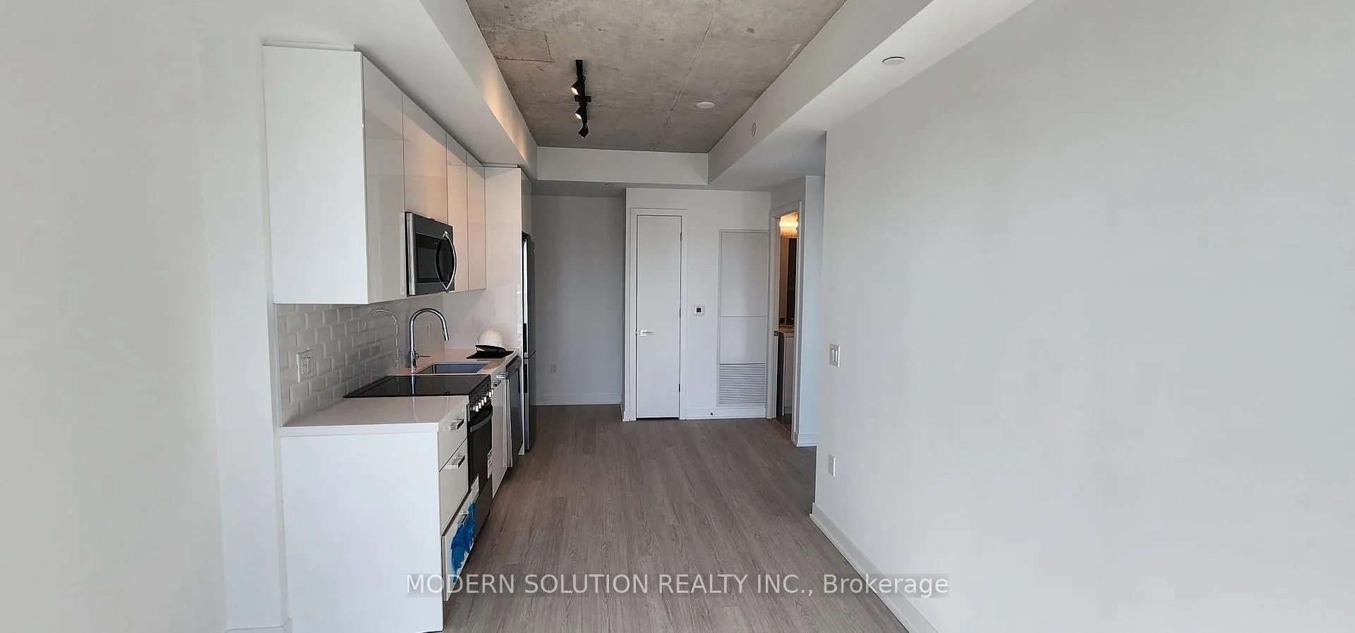 Photo 4 of Unit 2302, 284 King Street E, Toronto, Moss Park — HOMEH