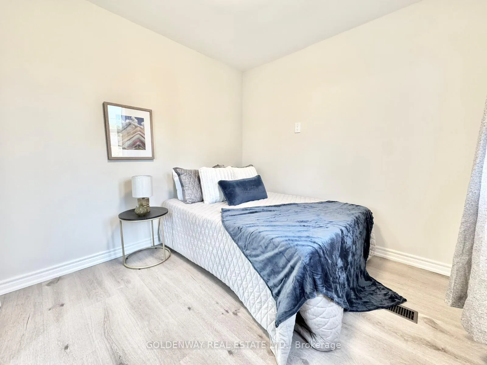 Photo 15 of Unit Main, 1286 Cedar Street, Oshawa, Lakeview — HOMEH