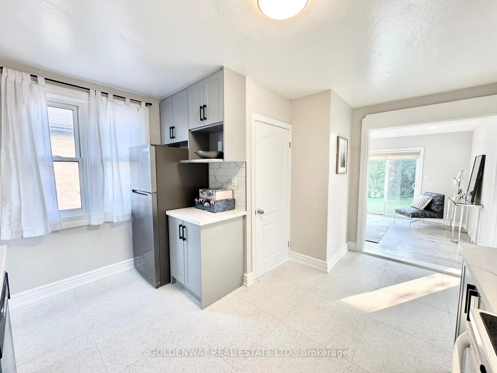 Photo 18 of Unit Main, 1286 Cedar Street, Oshawa, Lakeview — HOMEH