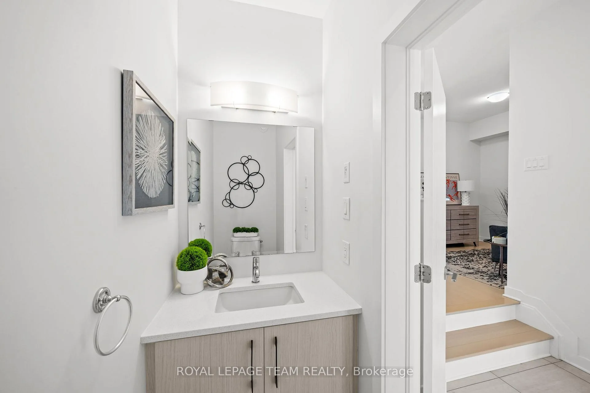 Photo 11 of 222 Trumpeter Grove, Ottawa, Riverside South/Gloucester Glen — HOMEH