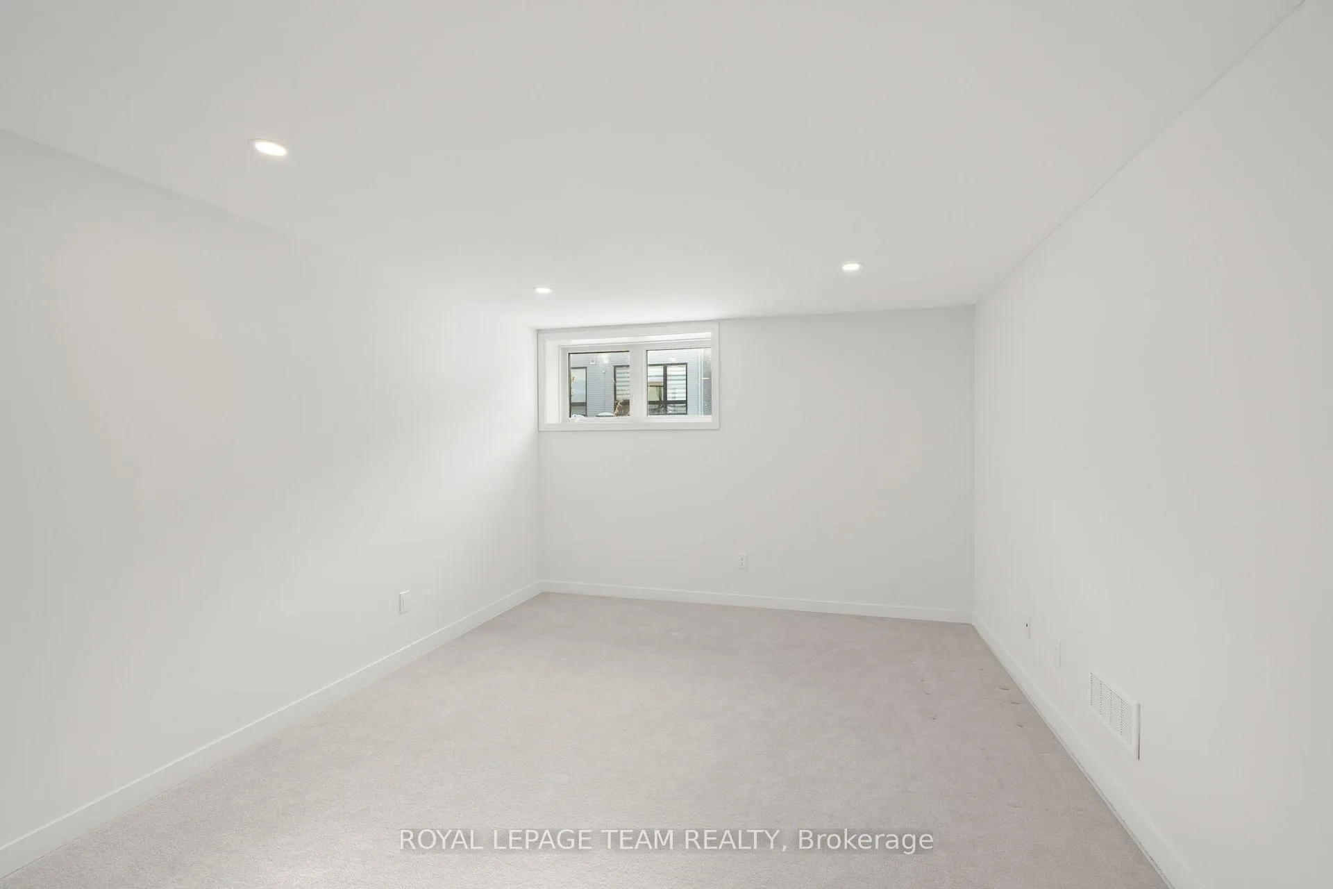 Photo 25 of 222 Trumpeter Grove, Ottawa, Riverside South/Gloucester Glen — HOMEH