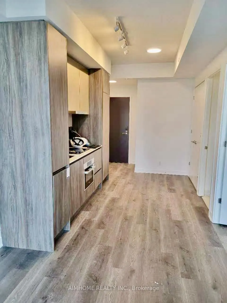 Photo 6 of Unit 3701, 180 Front Street E, Toronto, Moss Park — HOMEH