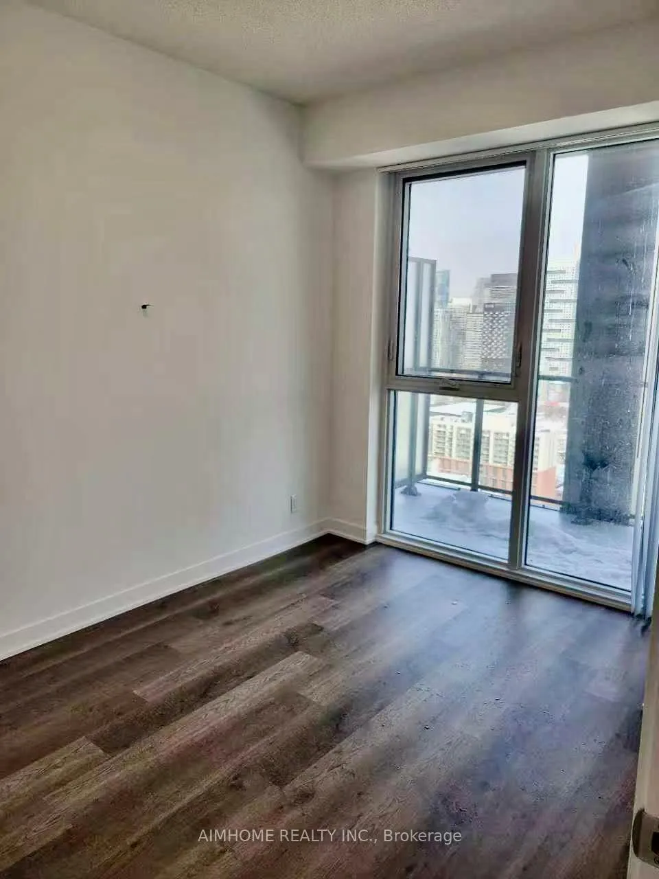 Photo 7 of Unit 3701, 180 Front Street E, Toronto, Moss Park — HOMEH