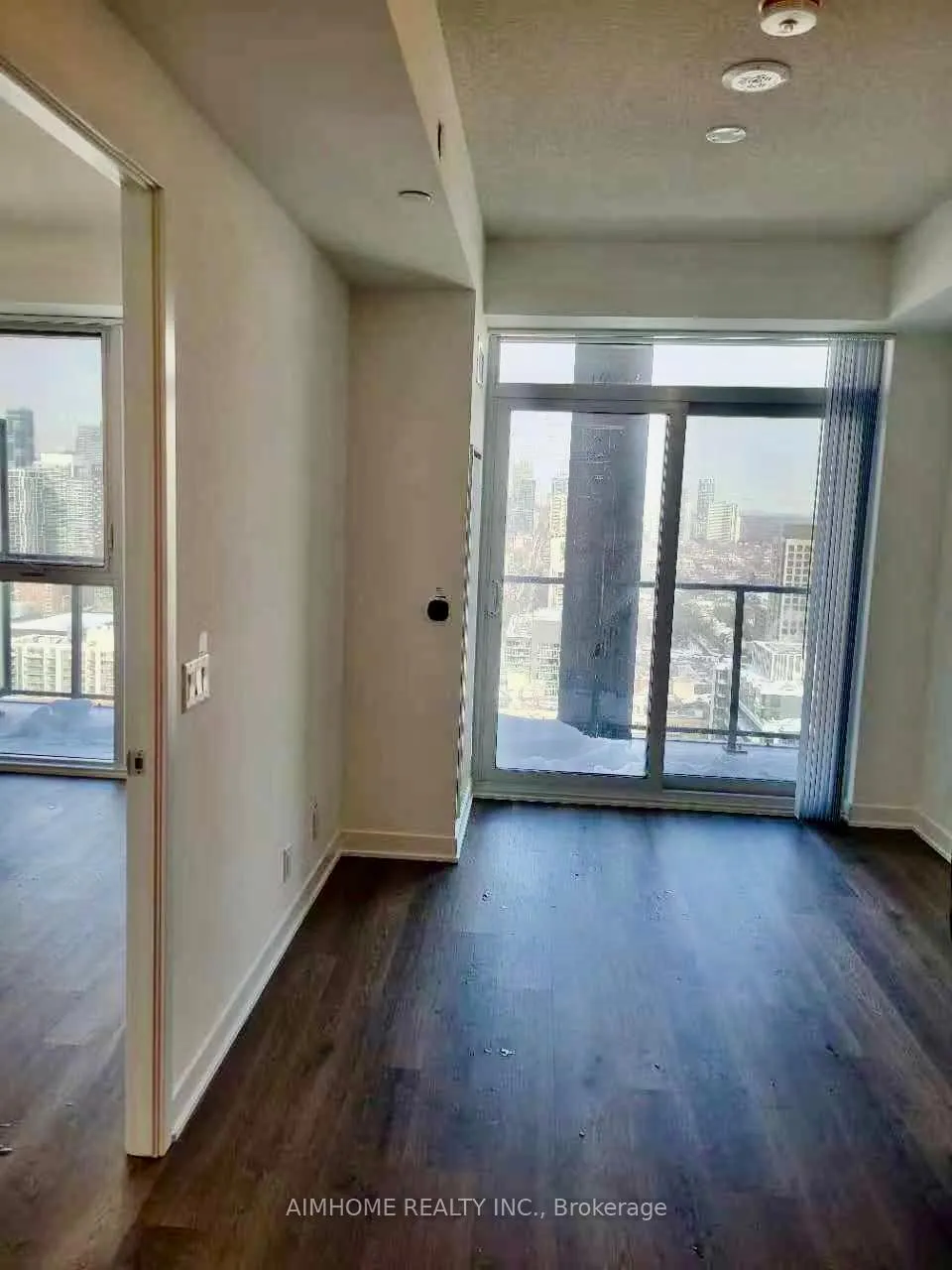 Photo 8 of Unit 3701, 180 Front Street E, Toronto, Moss Park — HOMEH