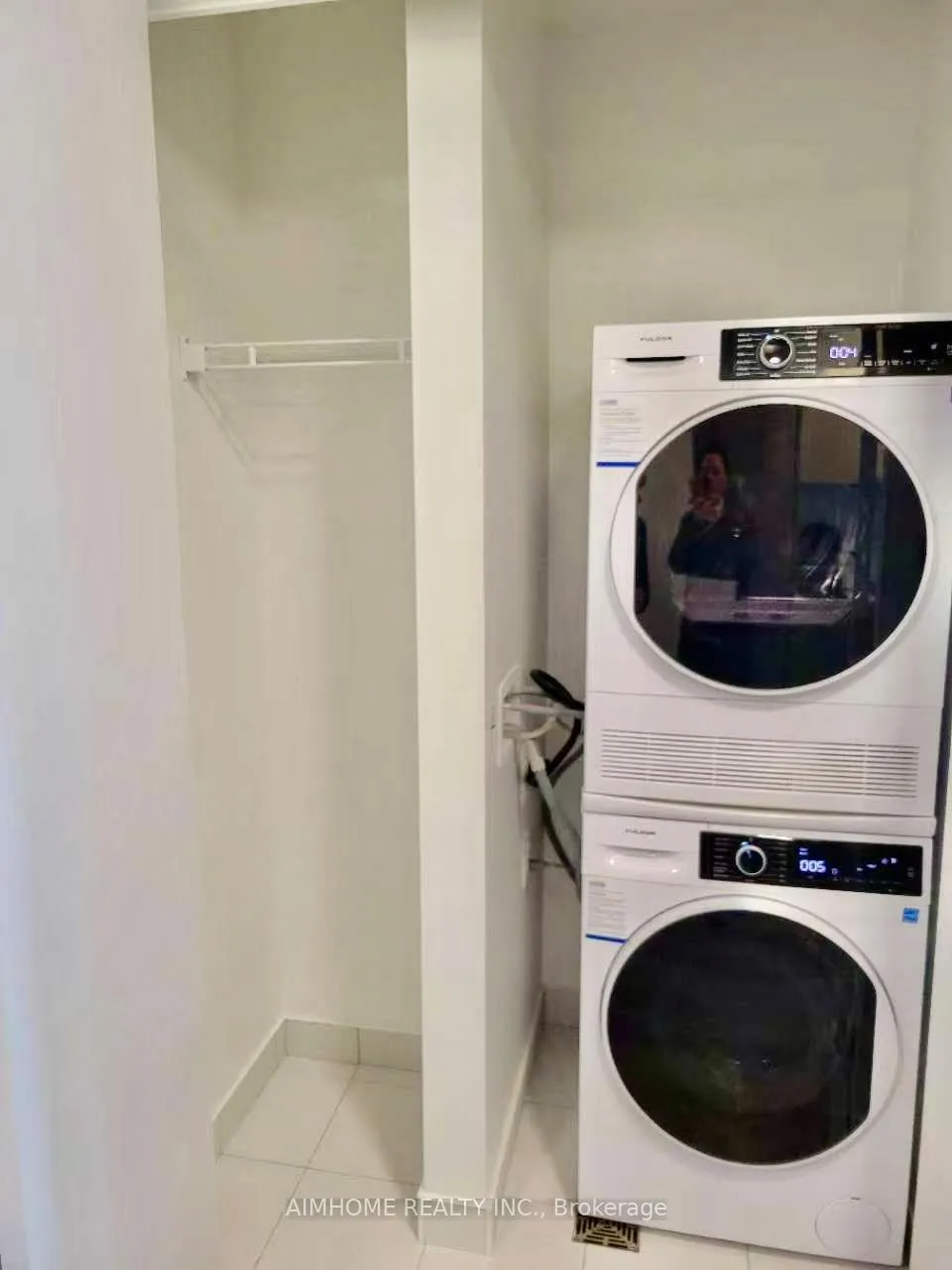 Photo 10 of Unit 3701, 180 Front Street E, Toronto, Moss Park — HOMEH