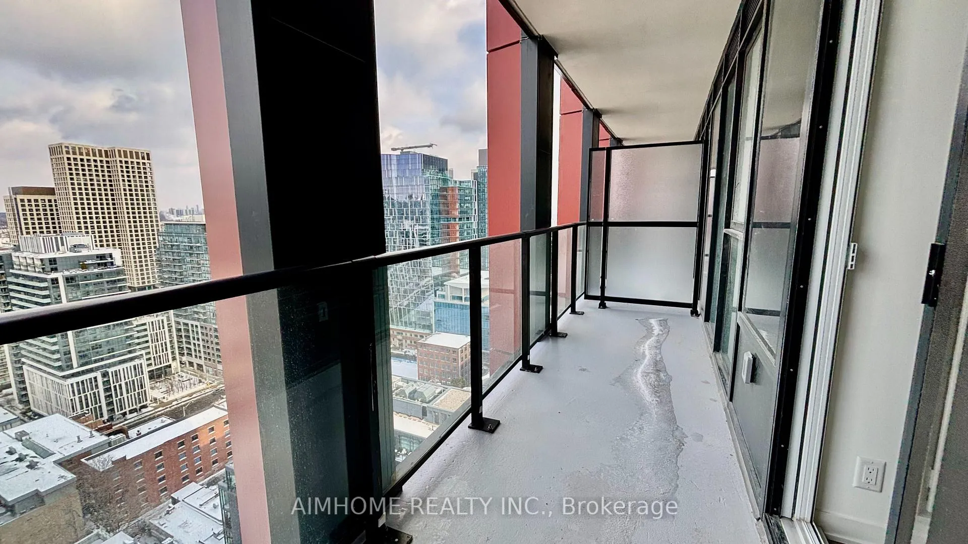 Photo 11 of Unit 3701, 180 Front Street E, Toronto, Moss Park — HOMEH