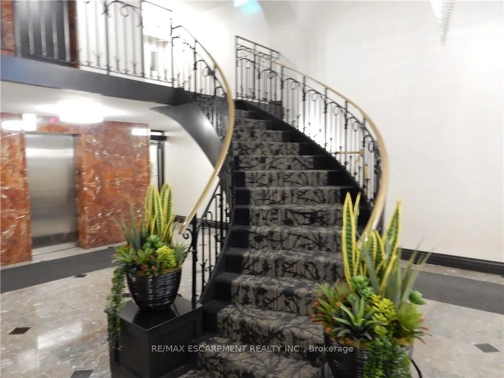 Photo 7 of Unit 1512, 500 Green Road, Hamilton, Lakeshore — HOMEH