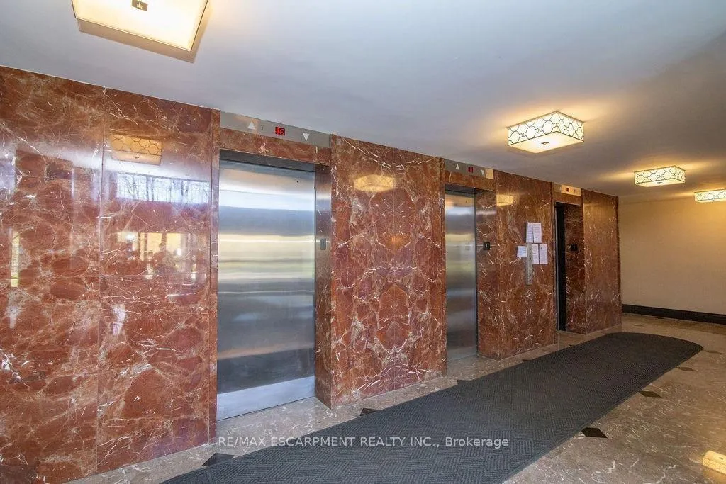 Photo 9 of Unit 1512, 500 Green Road, Hamilton, Lakeshore — HOMEH