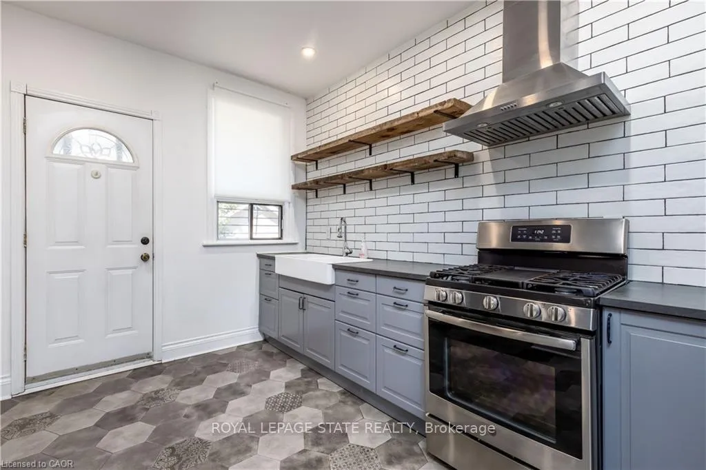 Photo 12 of 46 Tisdale Street S, Hamilton, Stinson — HOMEH