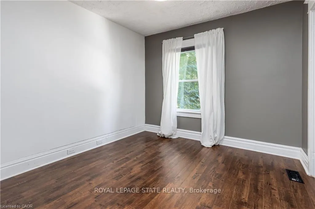Photo 20 of 46 Tisdale Street S, Hamilton, Stinson — HOMEH