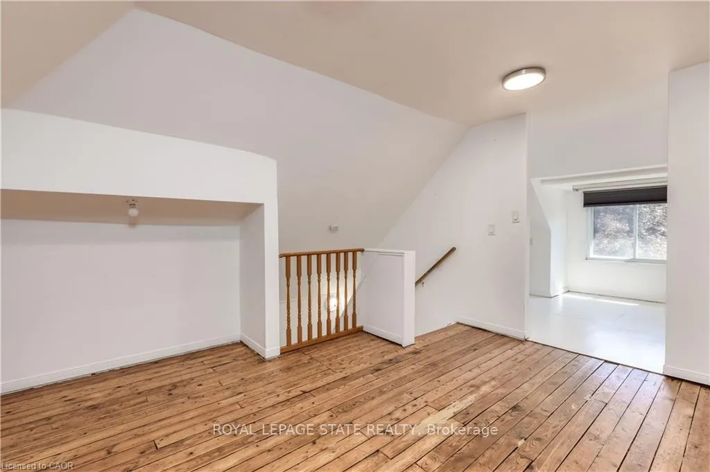 Photo 23 of 46 Tisdale Street S, Hamilton, Stinson — HOMEH
