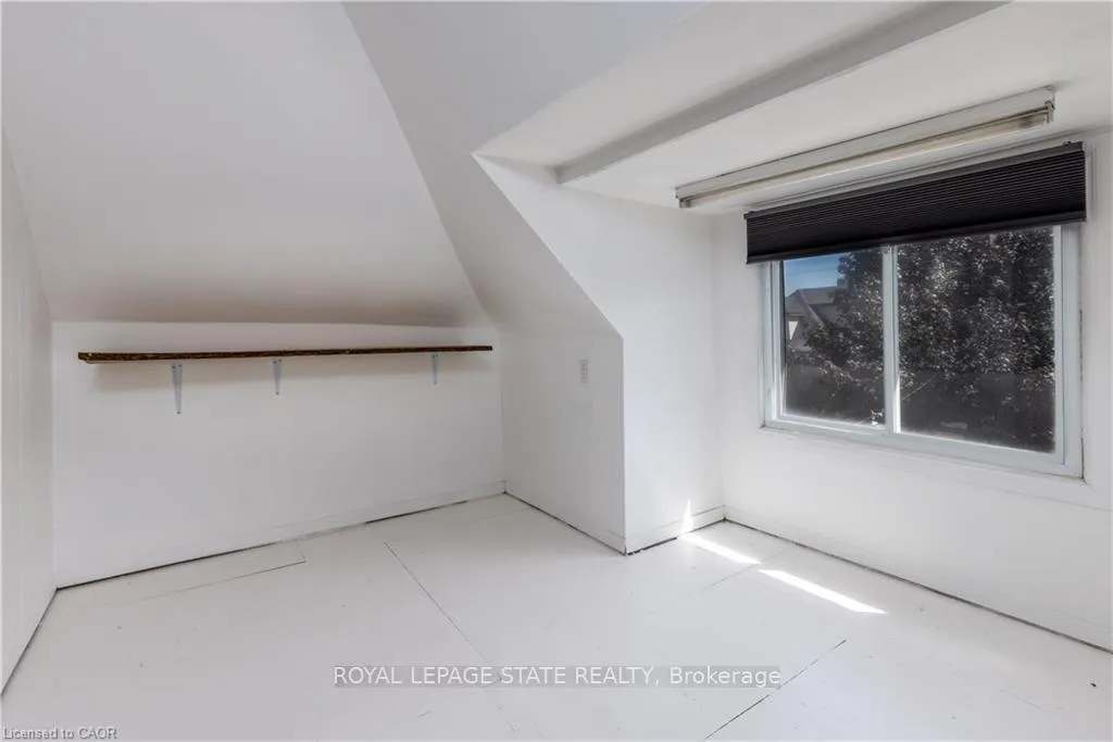 Photo 24 of 46 Tisdale Street S, Hamilton, Stinson — HOMEH