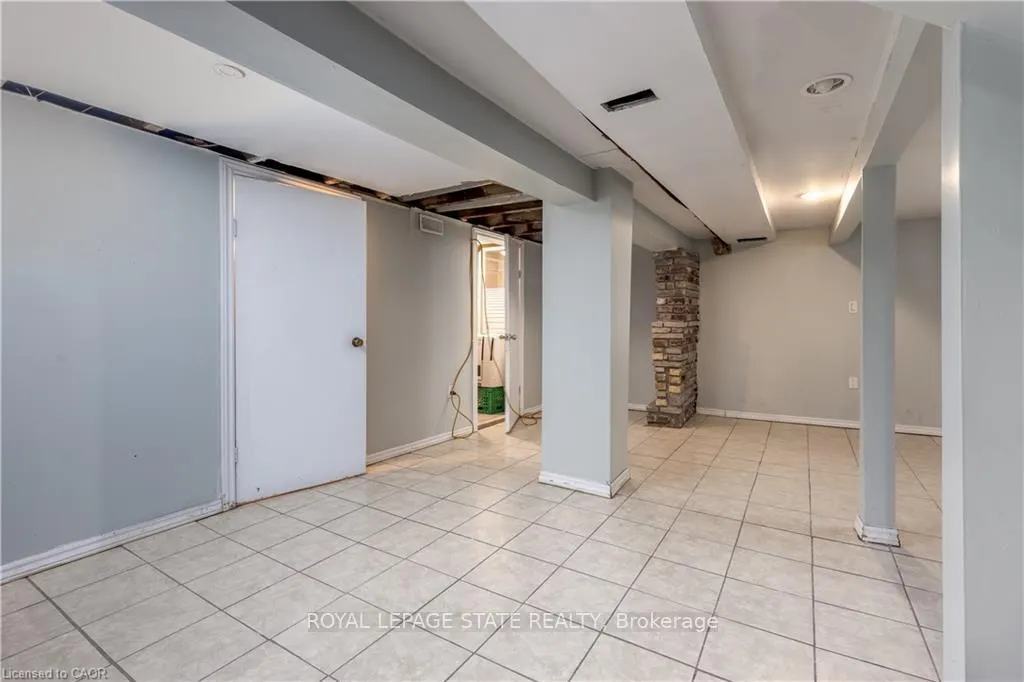 Photo 27 of 46 Tisdale Street S, Hamilton, Stinson — HOMEH