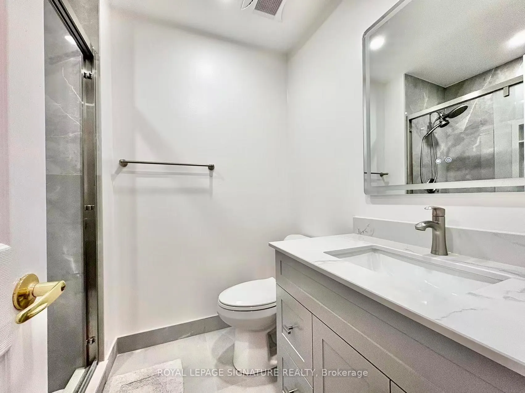 Photo 18 of 7 Farnham Drive, Brampton, Northwood Park — HOMEH