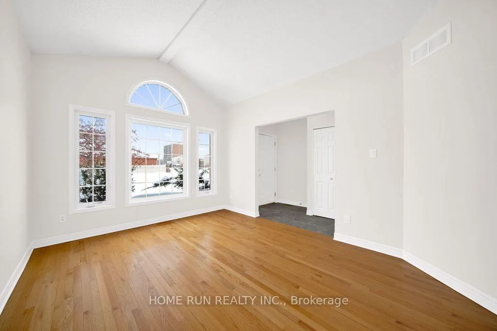 Photo 10 of 265 Colbert Crescent, Ottawa, Ridgemont — HOMEH