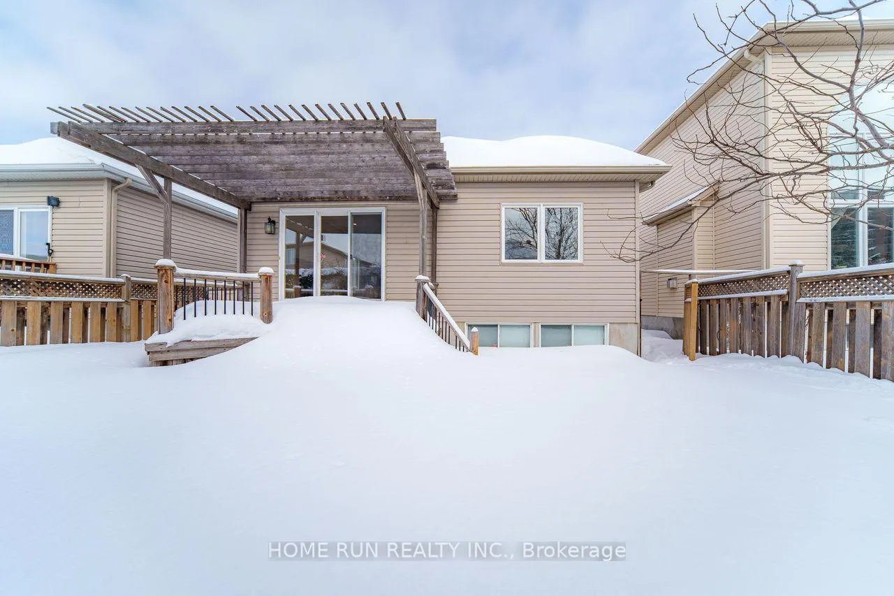 Photo 38 of 265 Colbert Crescent, Ottawa, Ridgemont — HOMEH