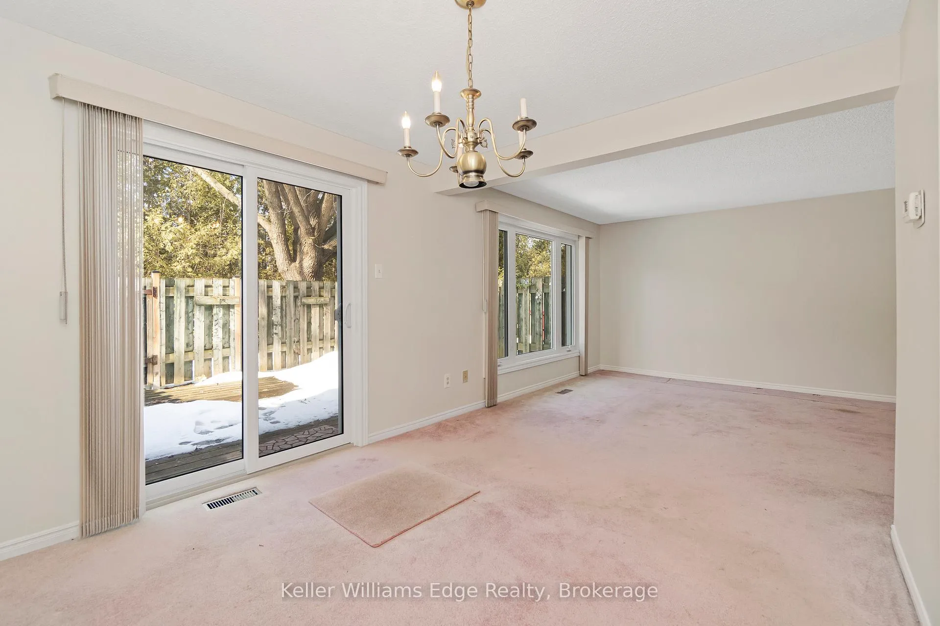 Photo 10 of Unit 2, 1511 Upper Middle Road, Burlington, Tyandaga — HOMEH