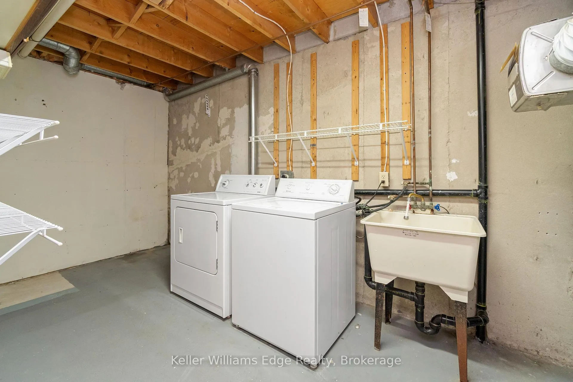 Photo 31 of Unit 2, 1511 Upper Middle Road, Burlington, Tyandaga — HOMEH