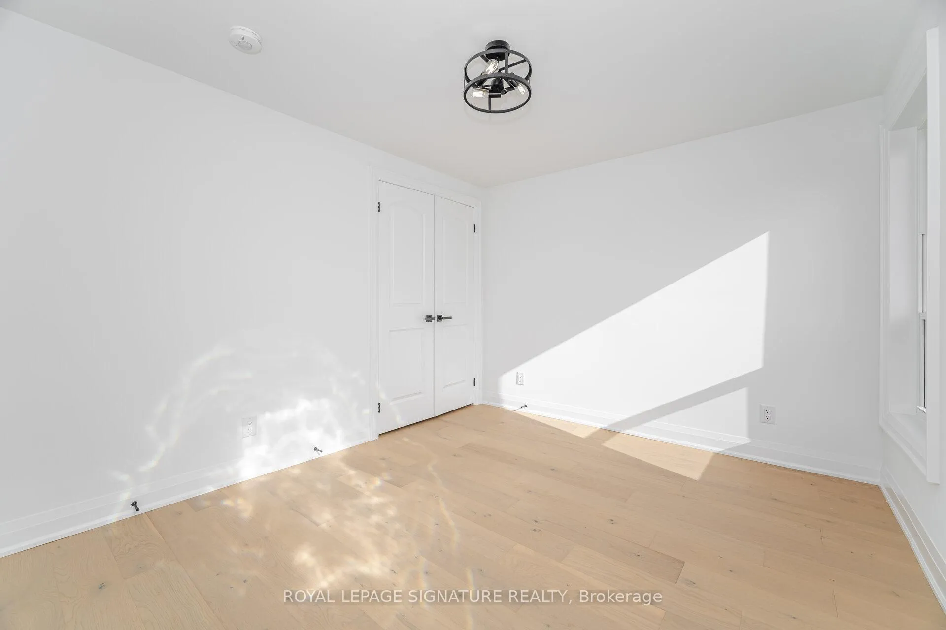 Photo 16 of 285 Charlton Avenue W, Hamilton, Gourley — HOMEH