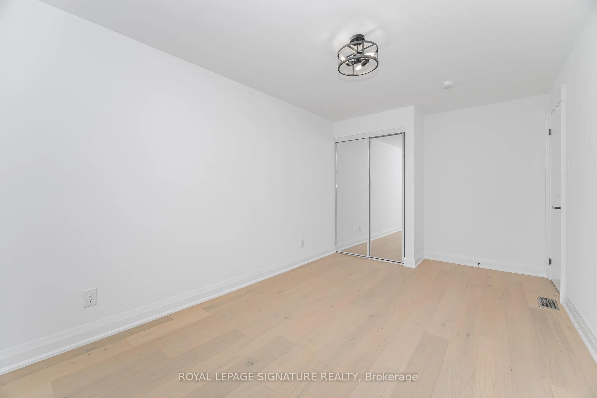Photo 22 of 285 Charlton Avenue W, Hamilton, Gourley — HOMEH