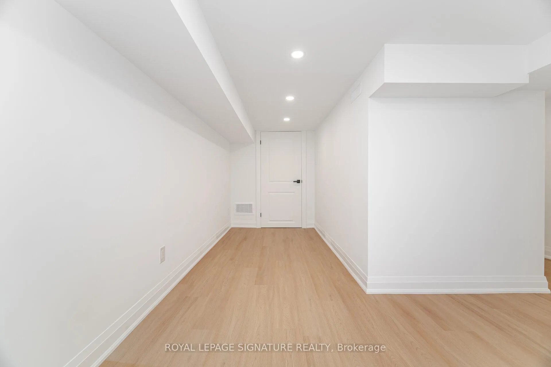 Photo 37 of 285 Charlton Avenue W, Hamilton, Gourley — HOMEH