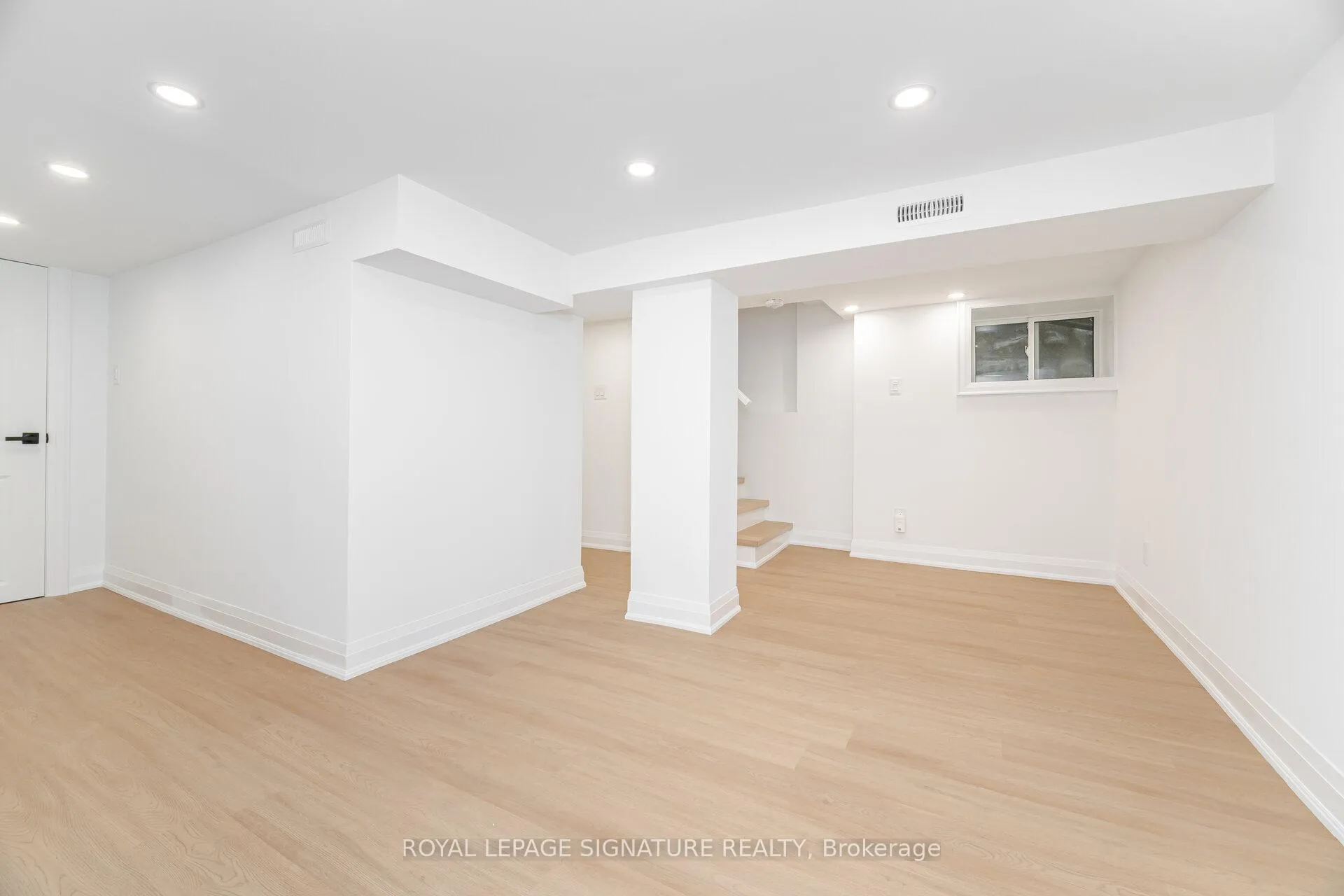 Photo 38 of 285 Charlton Avenue W, Hamilton, Gourley — HOMEH