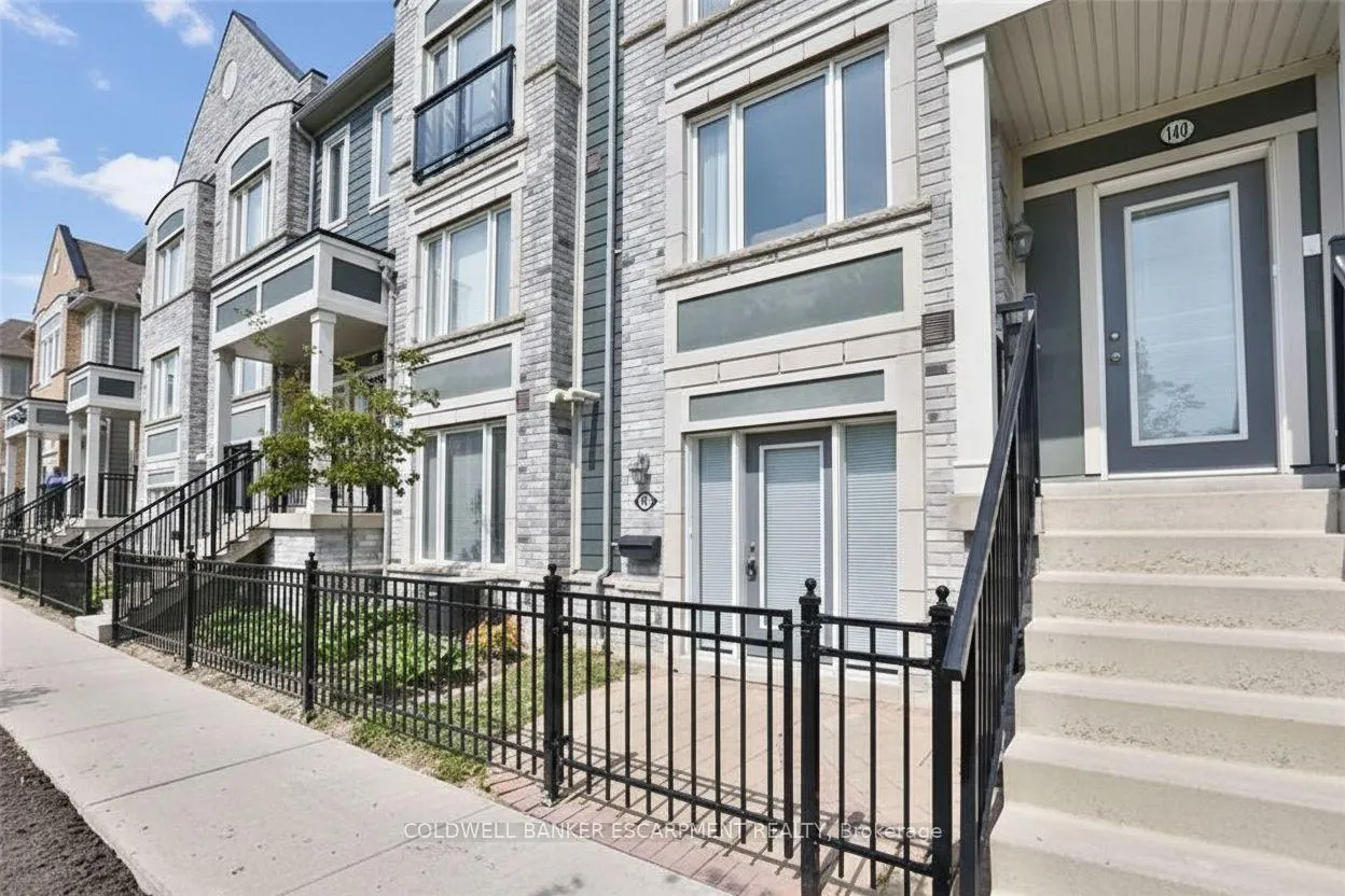 Front of Unit 142, 3050 Erin Centre Boulevard