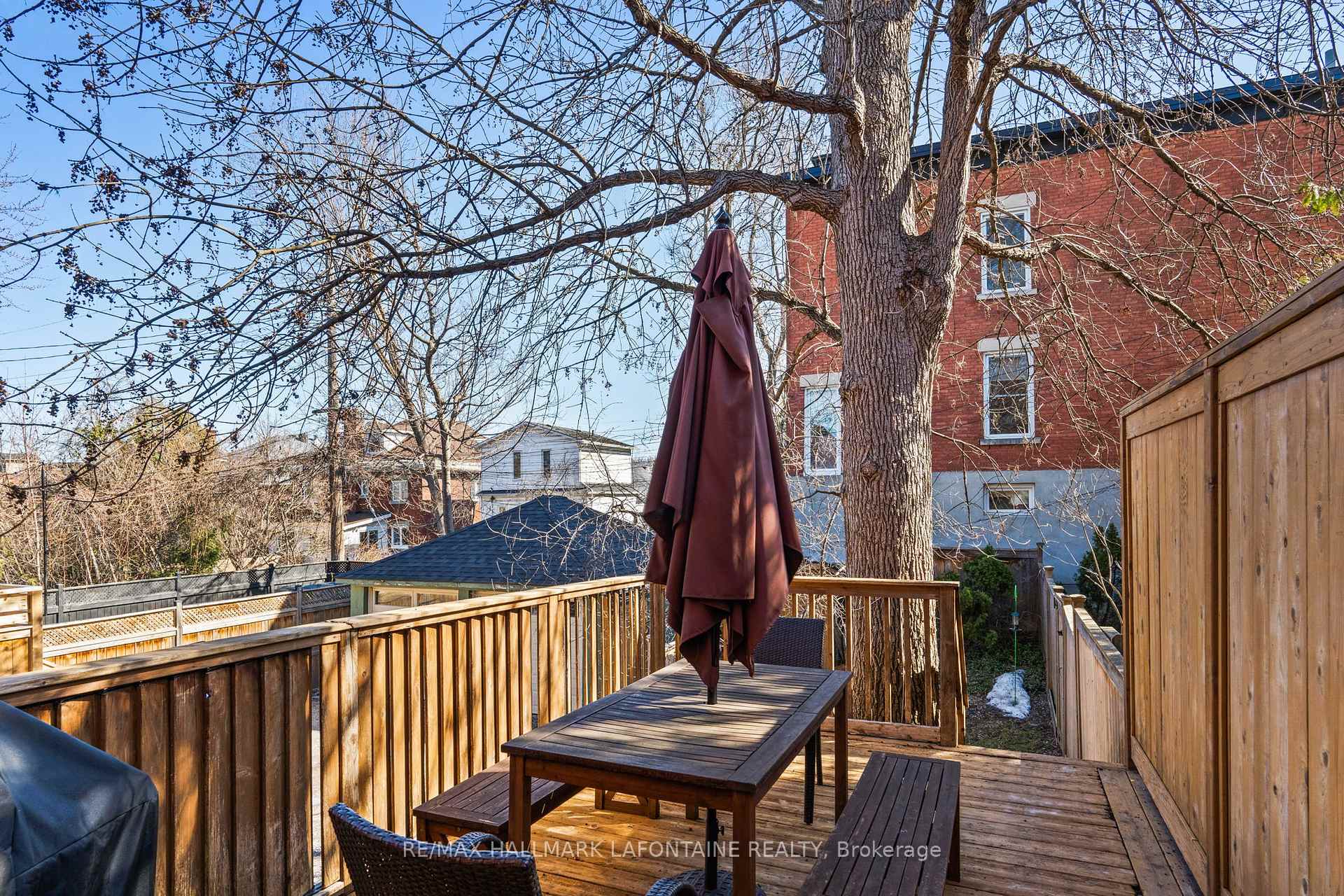 Photo 6 of 143 Blackburn Avenue, Ottawa, Sandy Hill — HOMEH