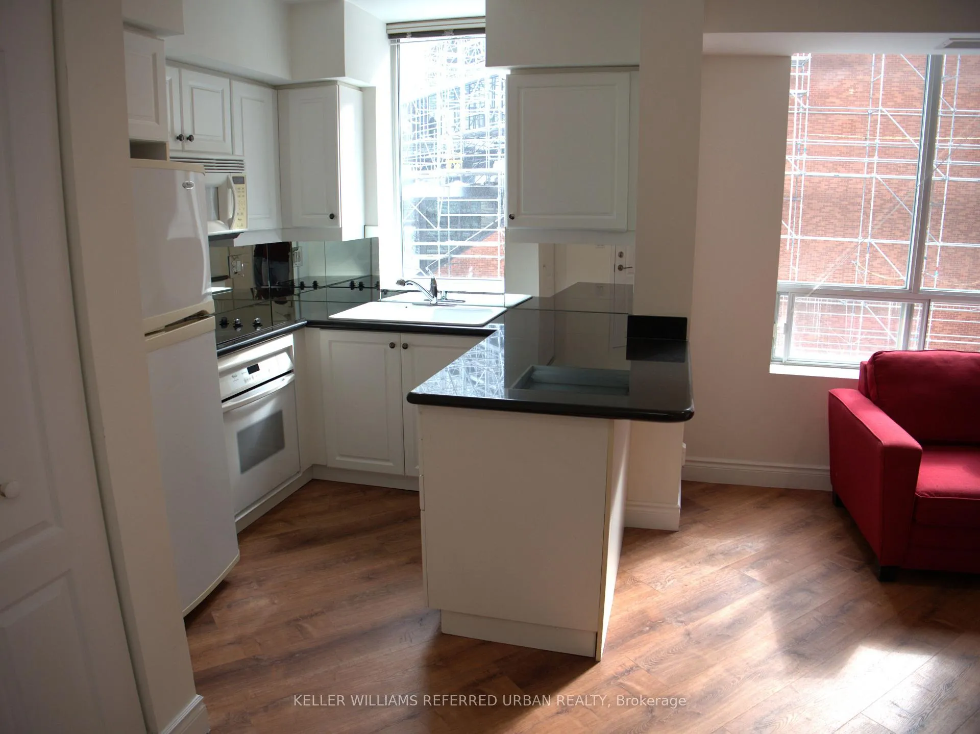 Photo 2 of 20 Collier Street, Toronto, Rosedale-Moore Park — HOMEH