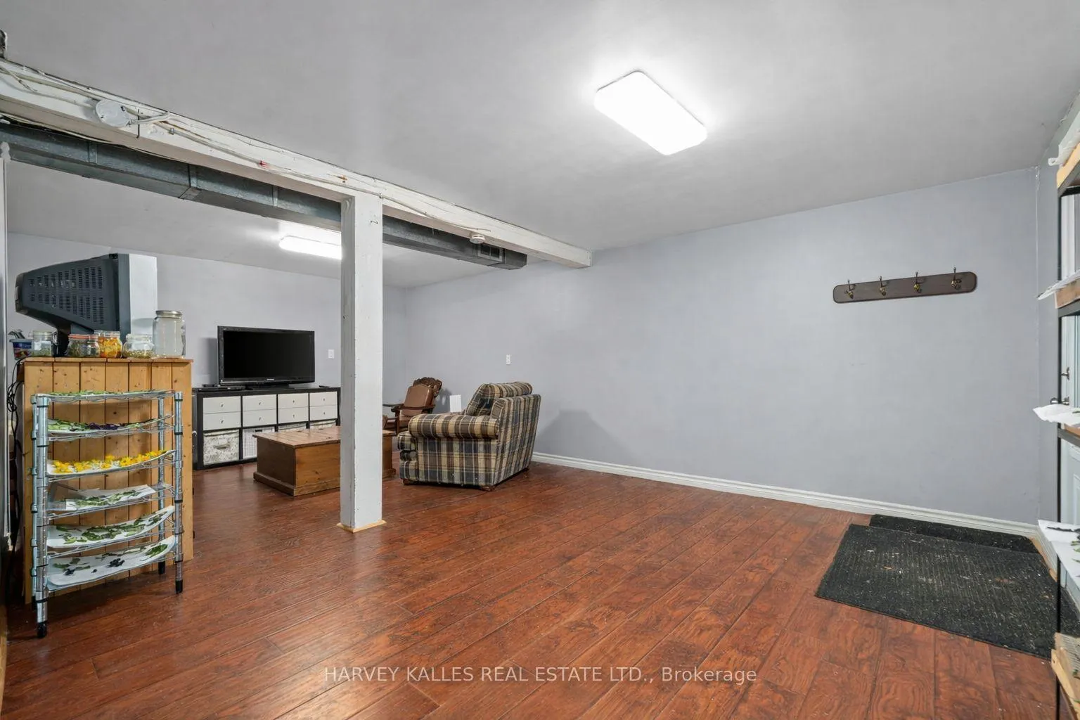 Photo 22 of 48 Ontario Street, Prince Edward County, Picton Ward — HOMEH