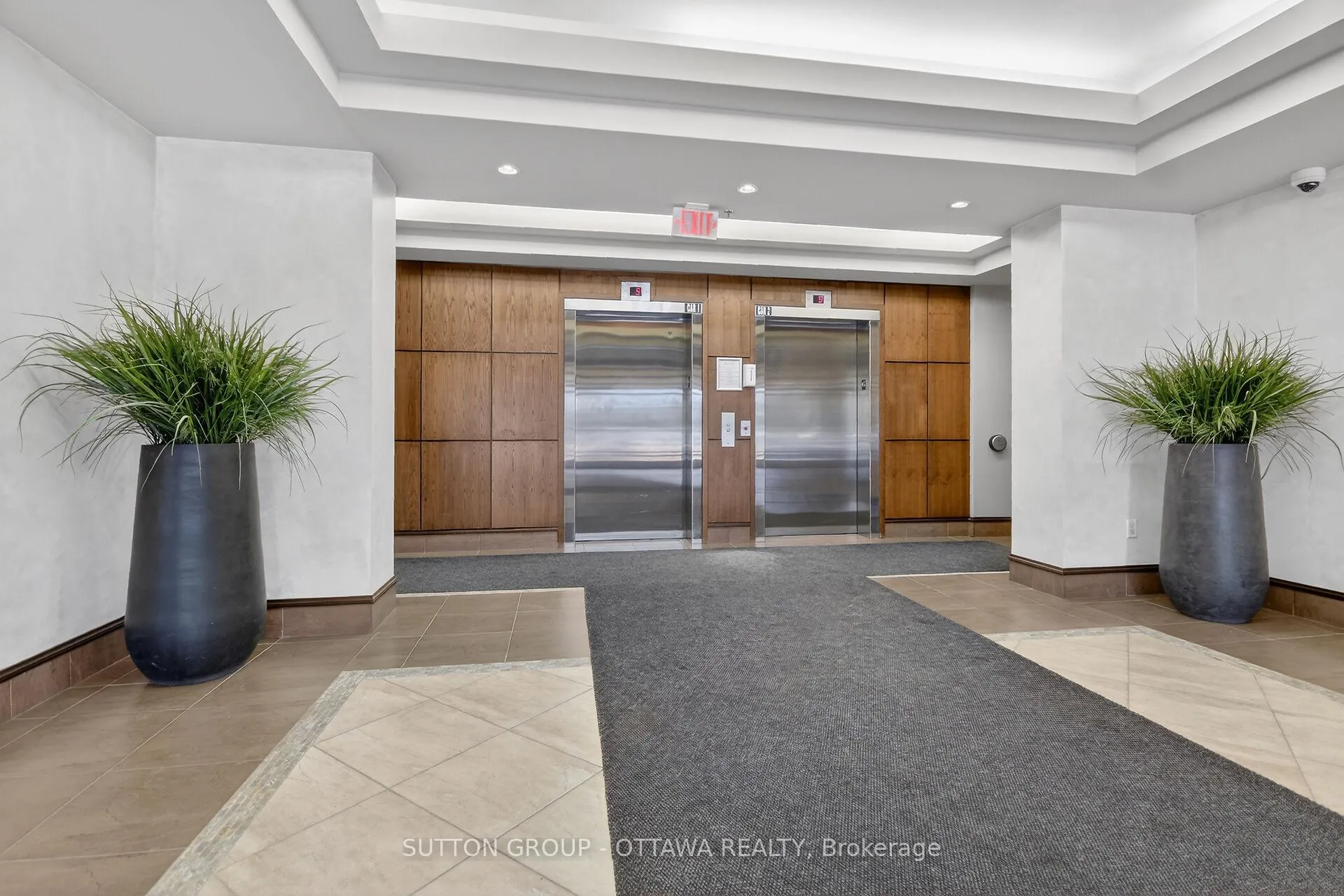 Photo 3 of Unit 507, 314 Central Park Drive, Ottawa, Central Park — HOMEH