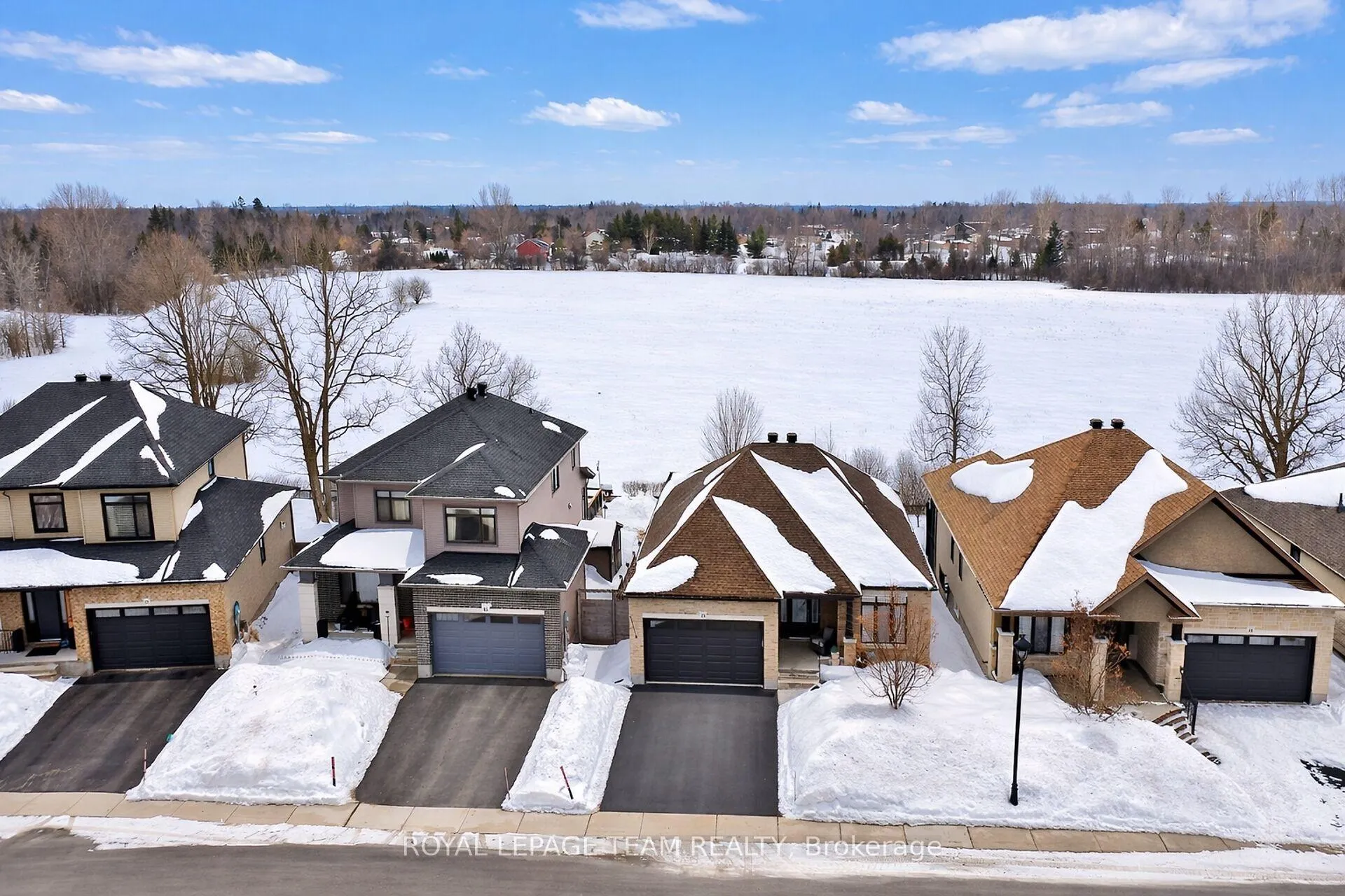 Photo 1 of 49 Dulmage Crescent, Carleton Place — HOMEH