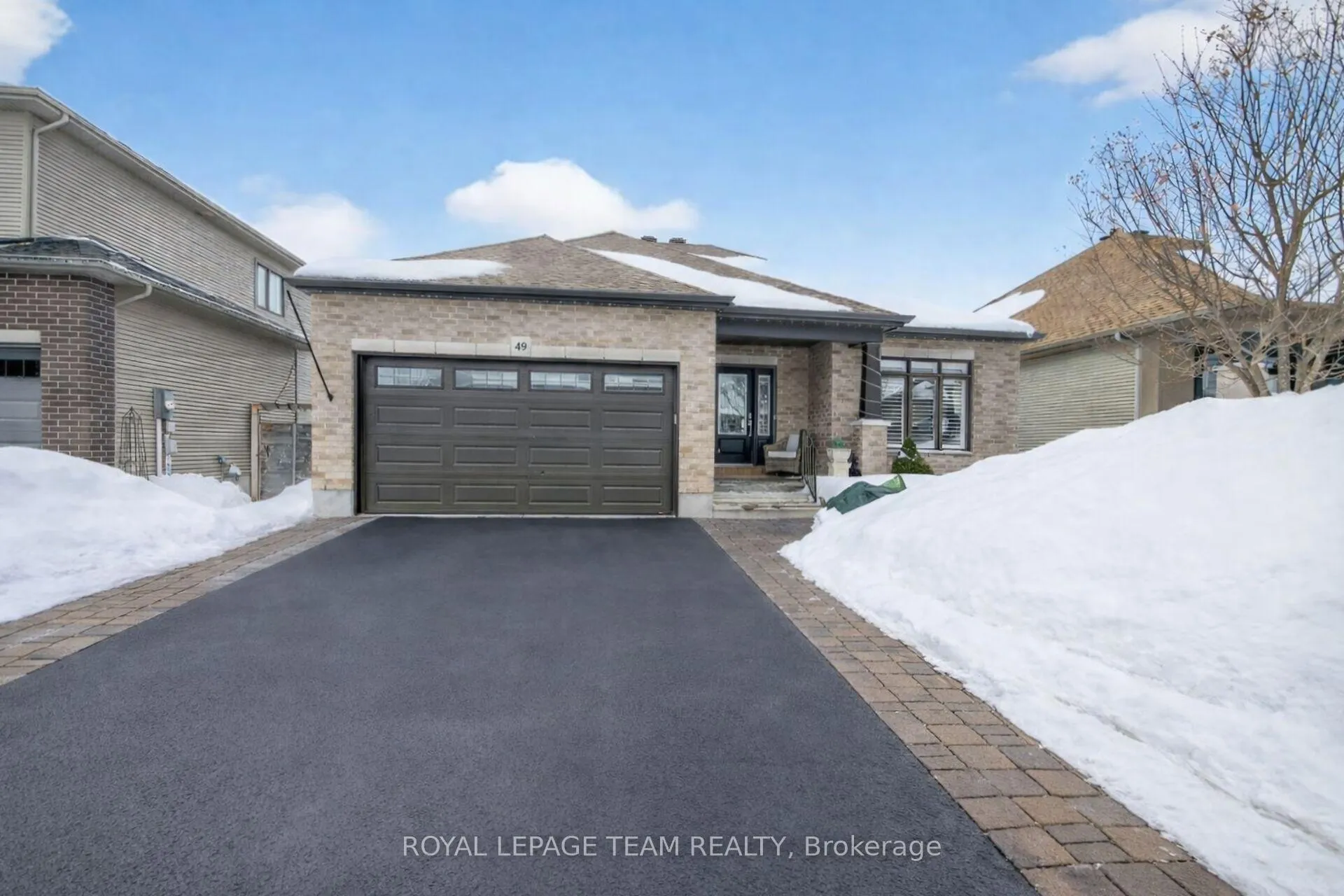 Photo 2 of 49 Dulmage Crescent, Carleton Place — HOMEH